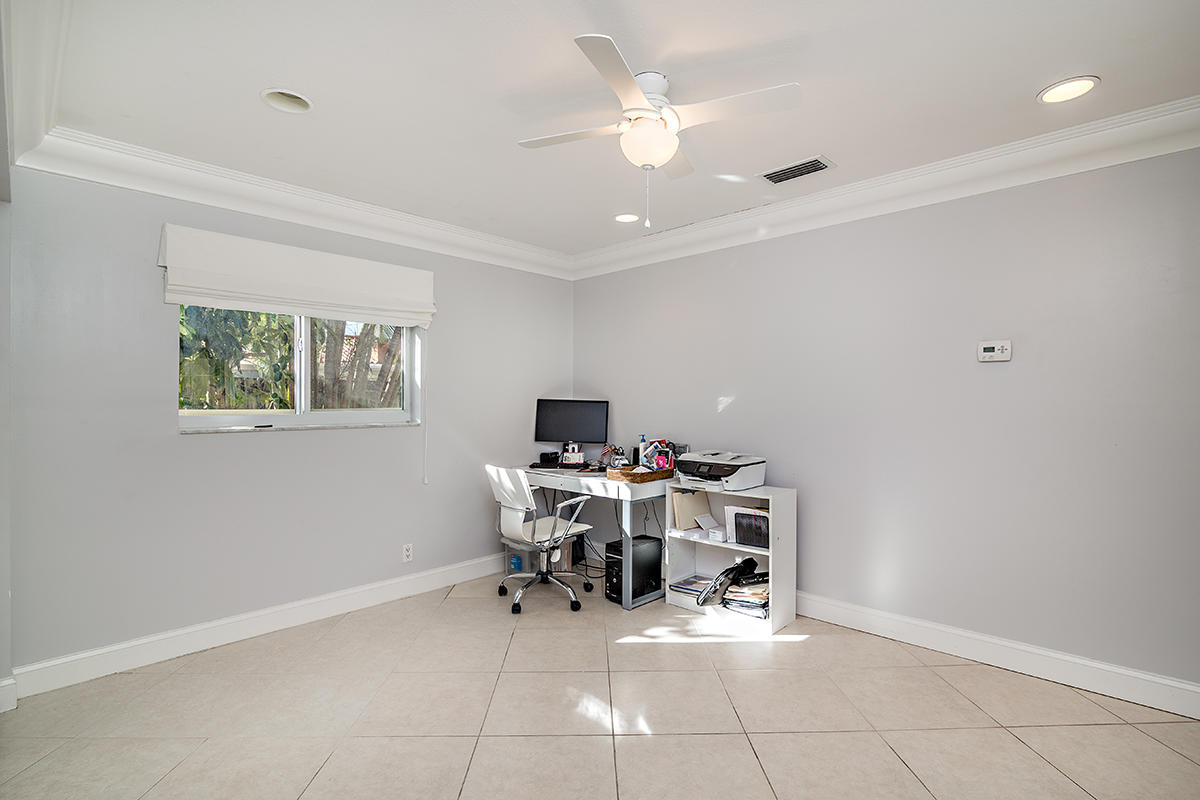 S/D OF 10-44-43, GOV LTS 1, 2, 3 - Residential