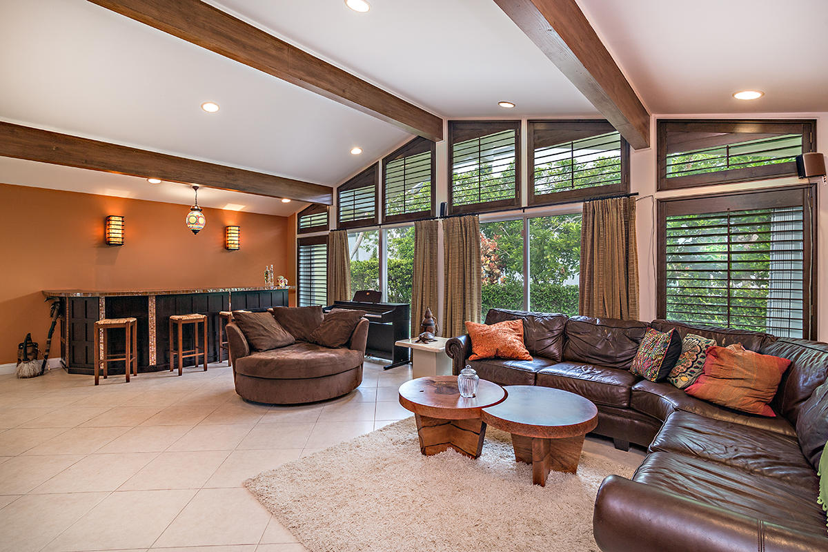 S/D OF 10-44-43, GOV LTS 1, 2, 3 - Residential