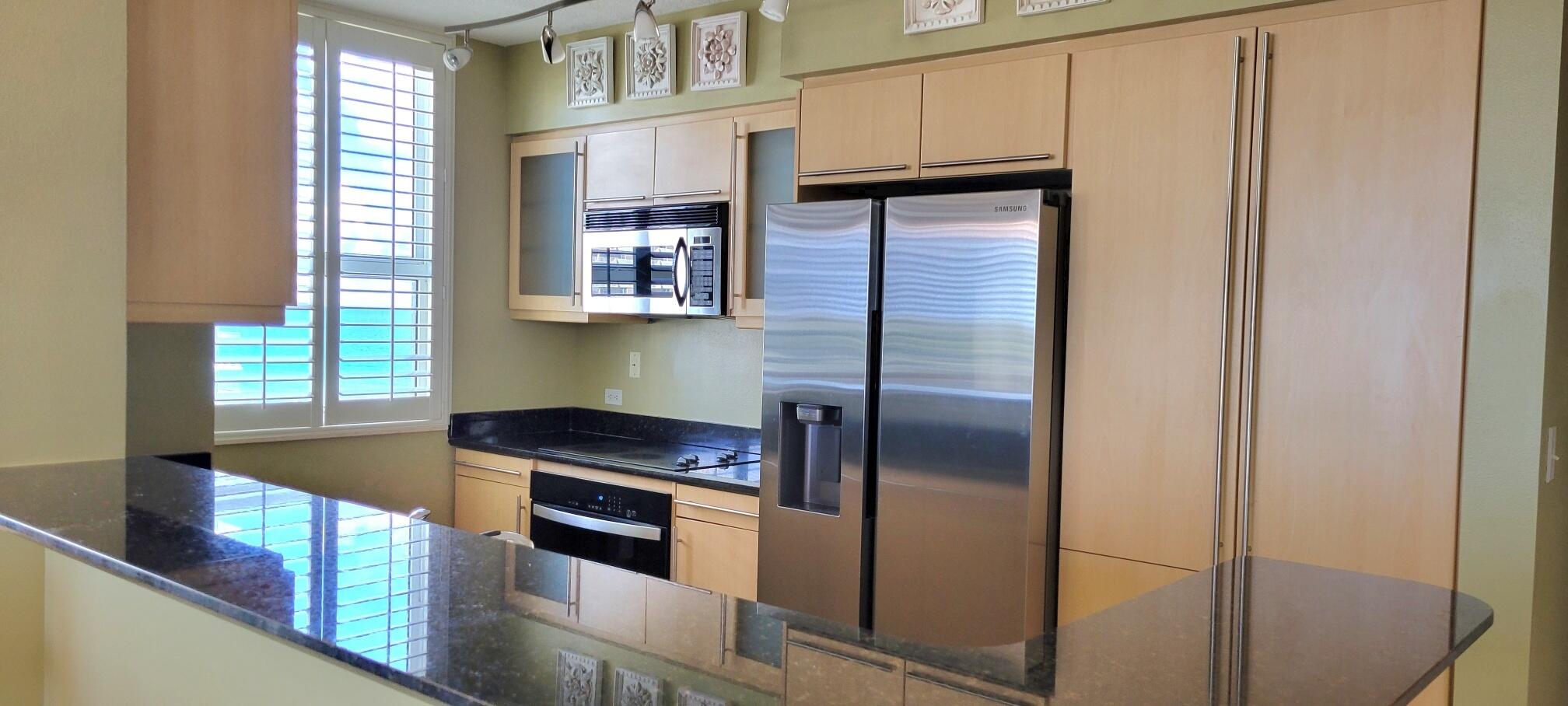 2080 S OCEAN Drive 902