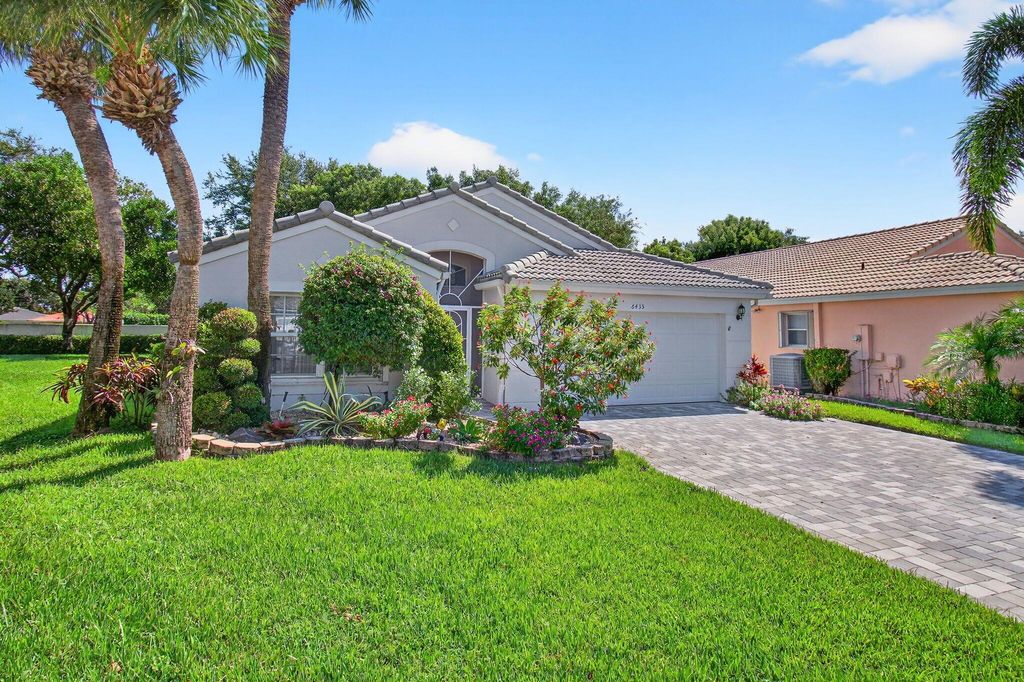 Photo of 6435 Tiara Drive, Boynton Beach, FL 33437 (MLS # R11107928)