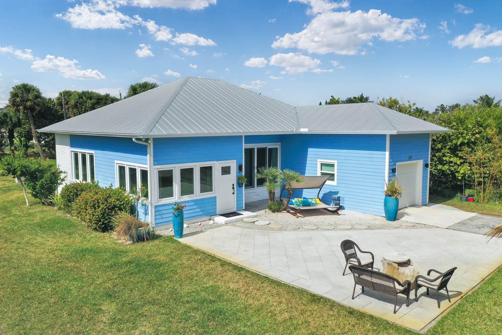 Photo of 2417 N Ocean Drive, Fort Pierce, FL 34949 (MLS # R10777812)