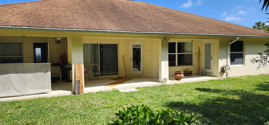 Photo of 602 N Weldwood Road N, Jupiter, FL 33458 (MLS # R11077356)