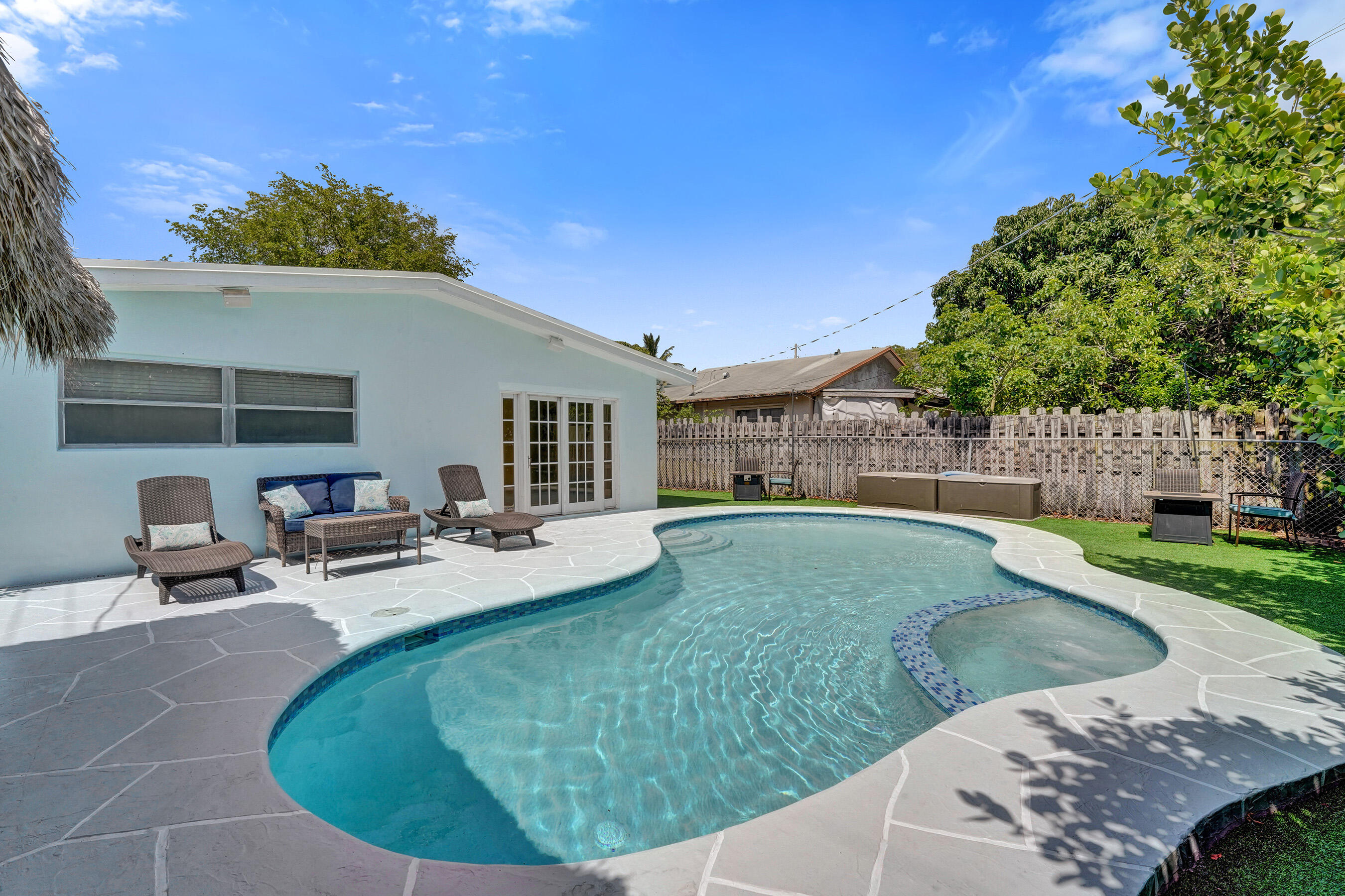 PINE CREST AMENDED PLAT - Residential