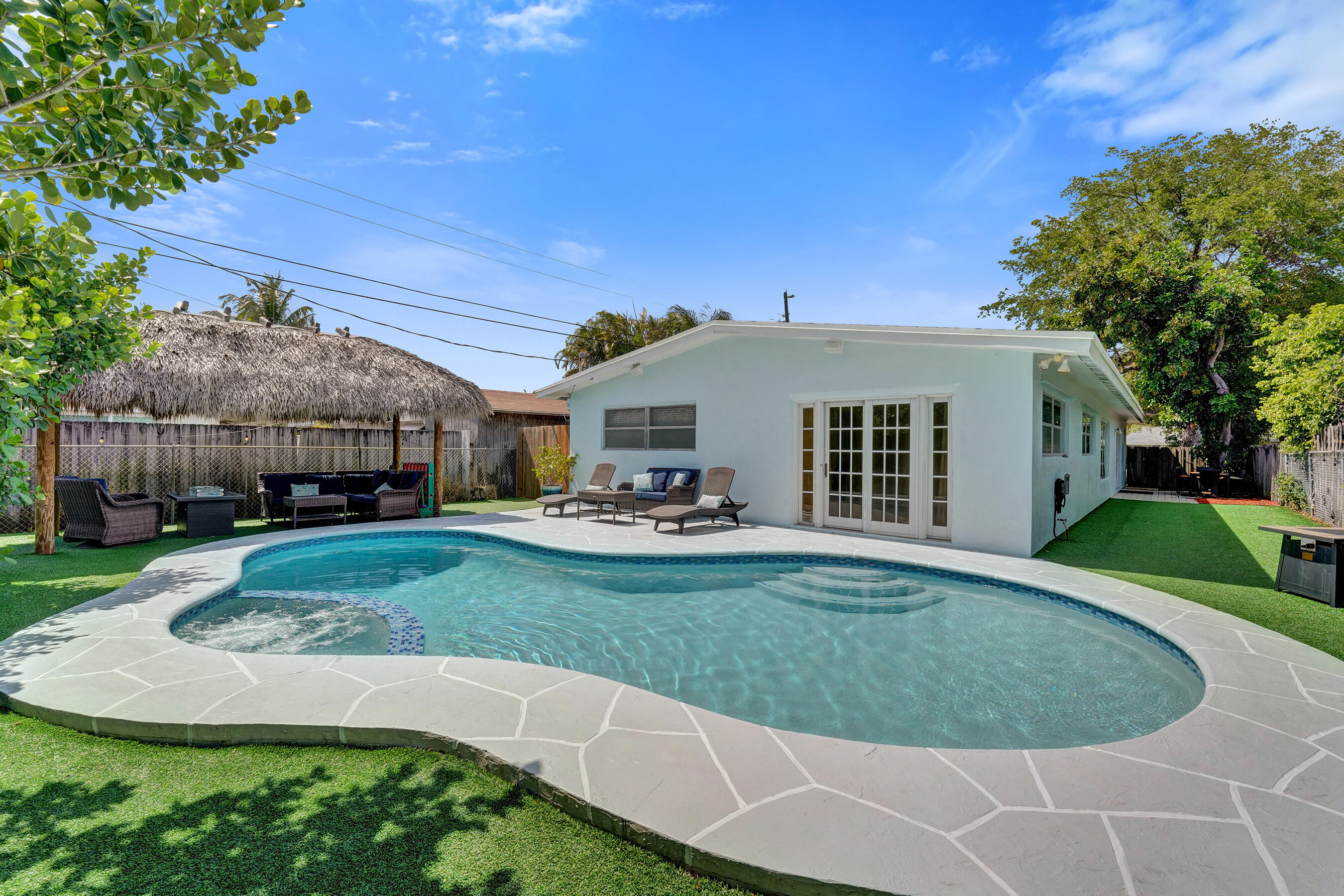 PINE CREST AMENDED PLAT - Residential