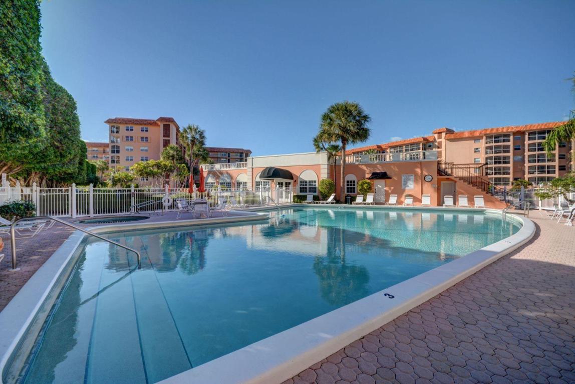 SAN REMO CONDO - Residential