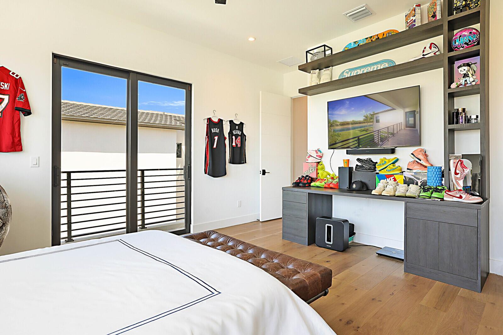 BOCA BRIDGES - Residential