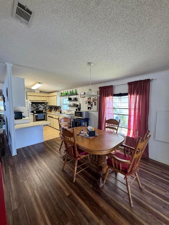 Spanish Lakes Country Club Village - Residential