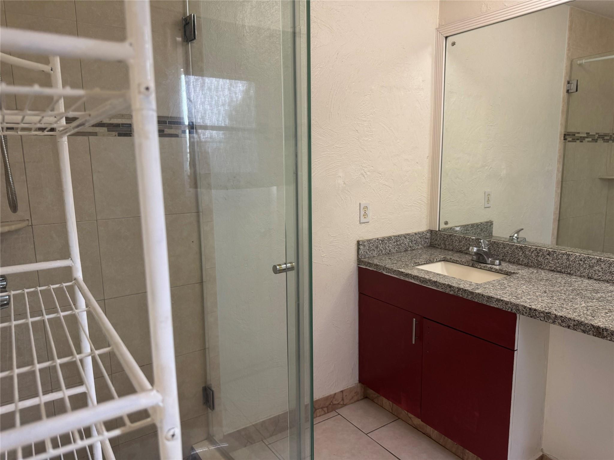 Sunrise Golf Village Sec - Residential Lease