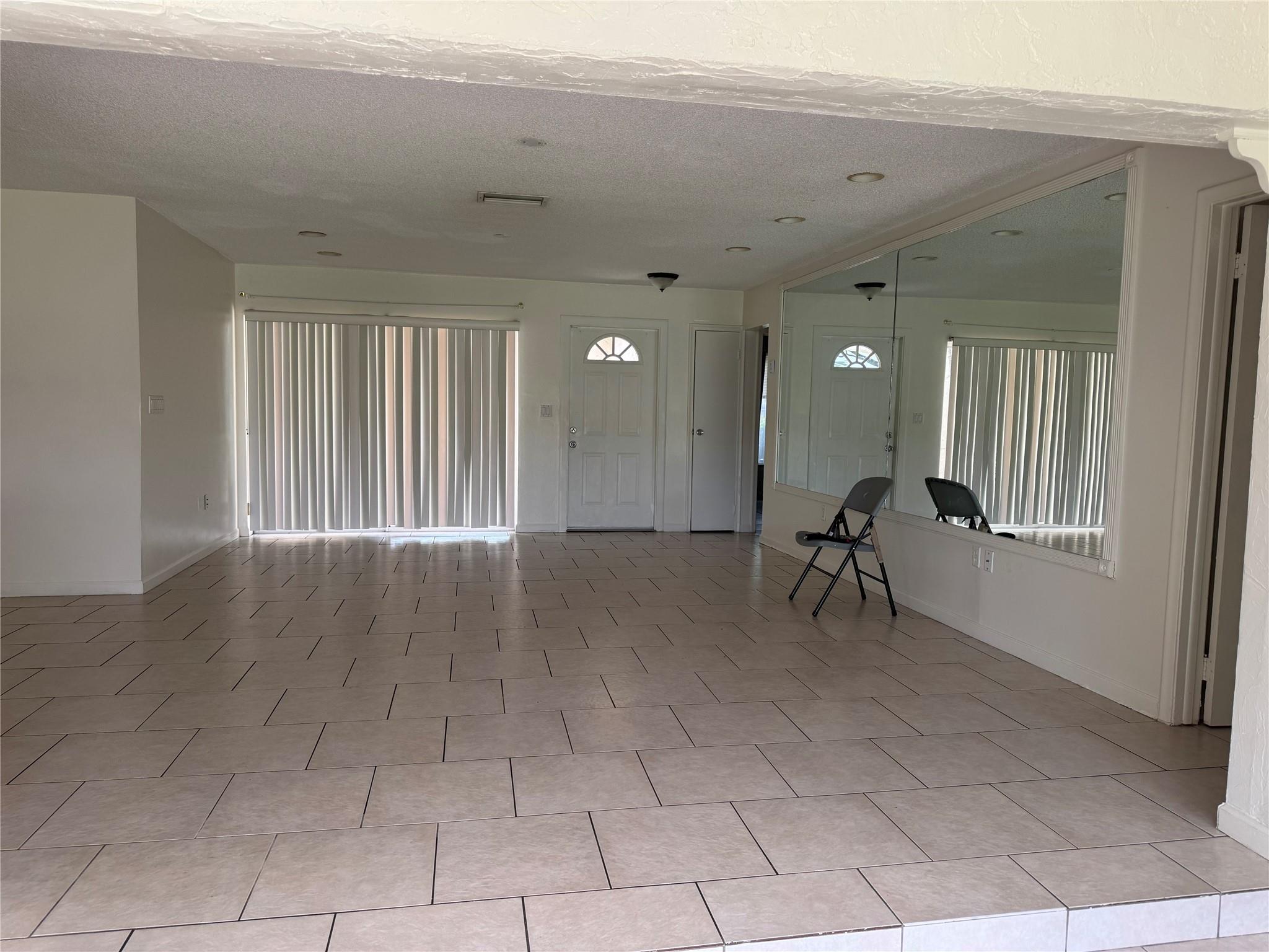 Sunrise Golf Village Sec - Residential Lease