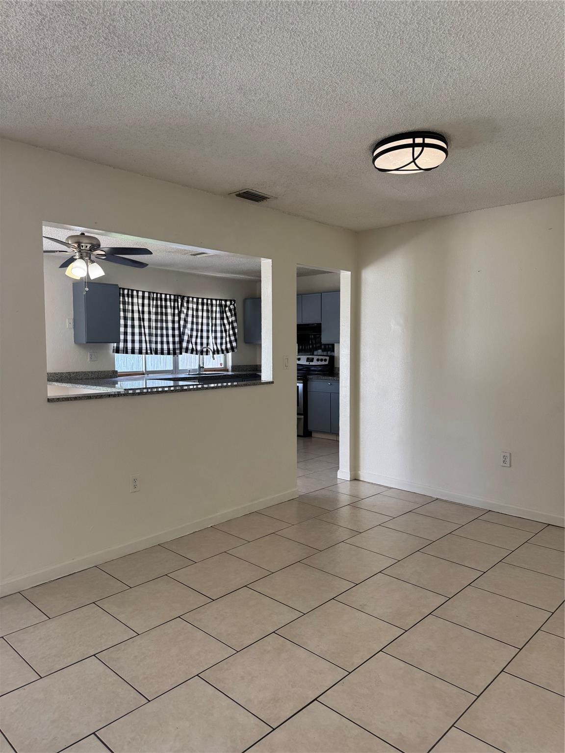 Sunrise Golf Village Sec - Residential Lease