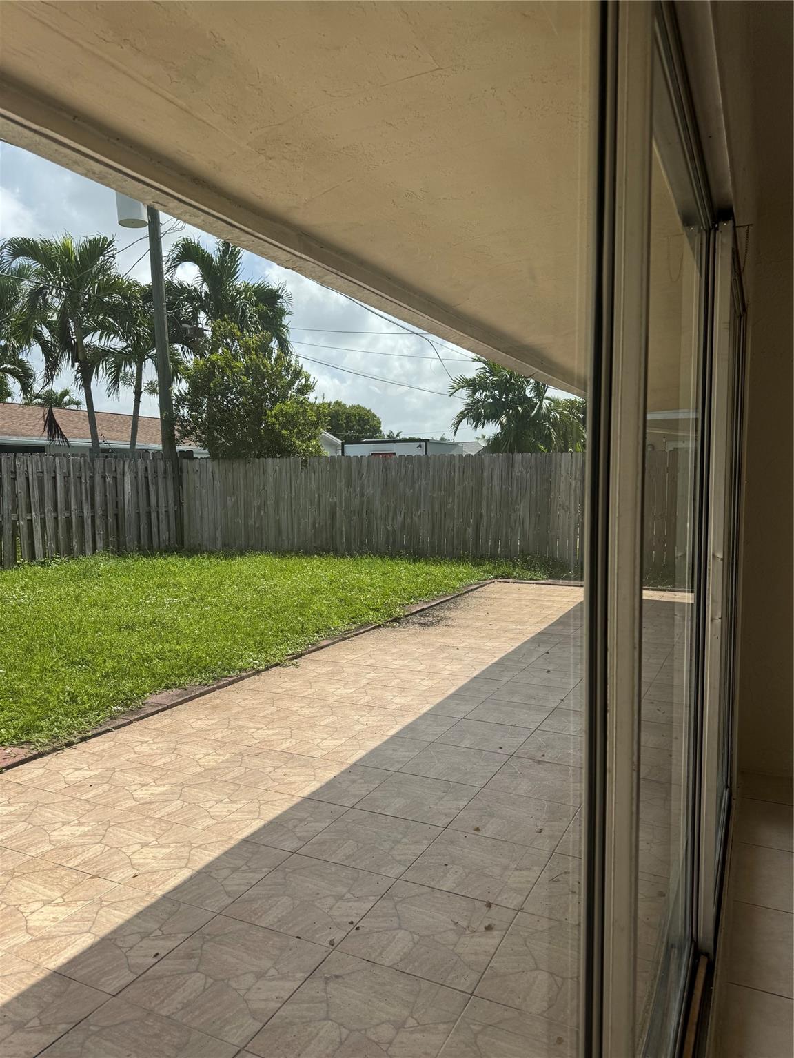 Sunrise Golf Village Sec - Residential Lease