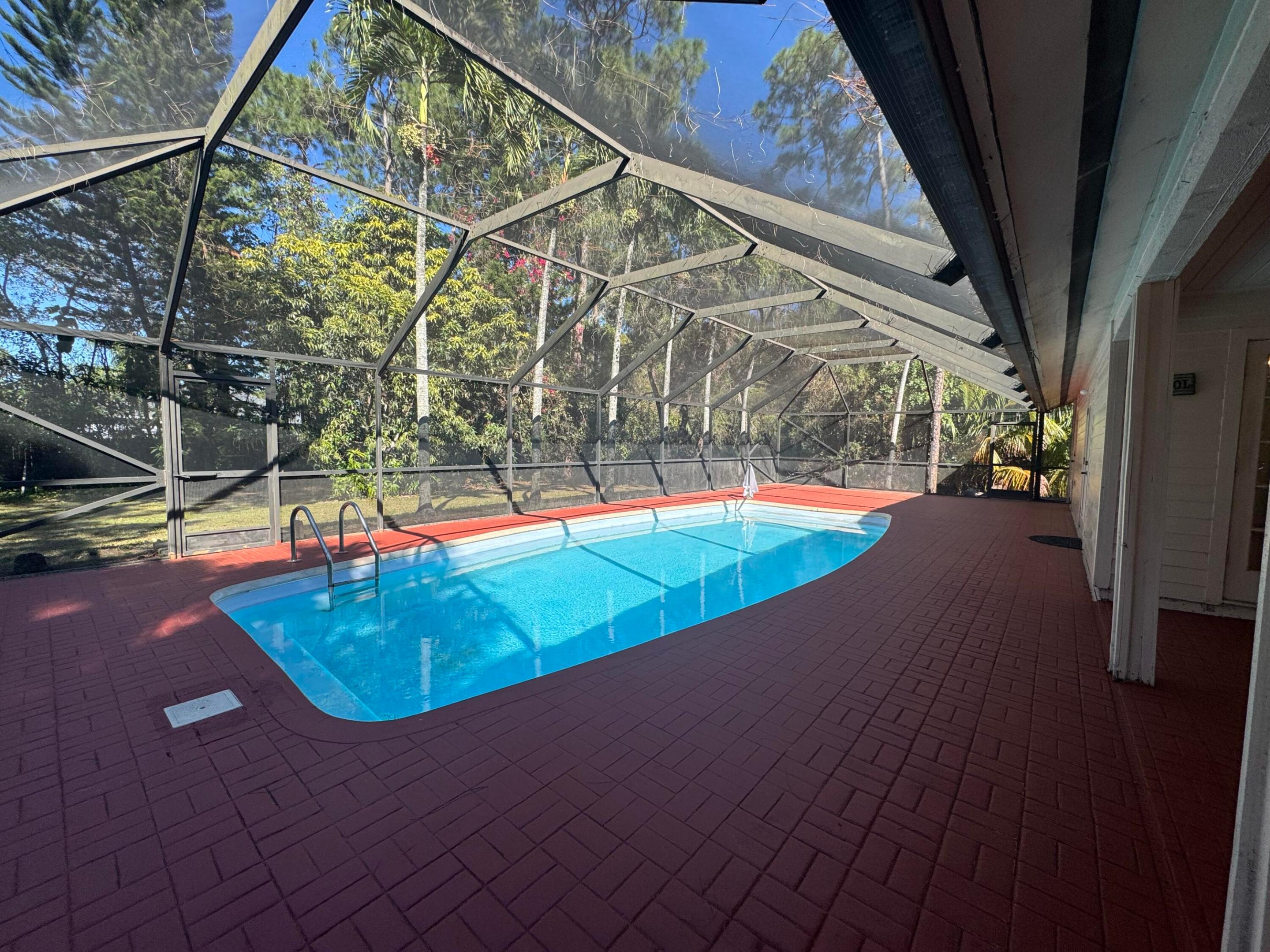 13843 Temple Boulevard