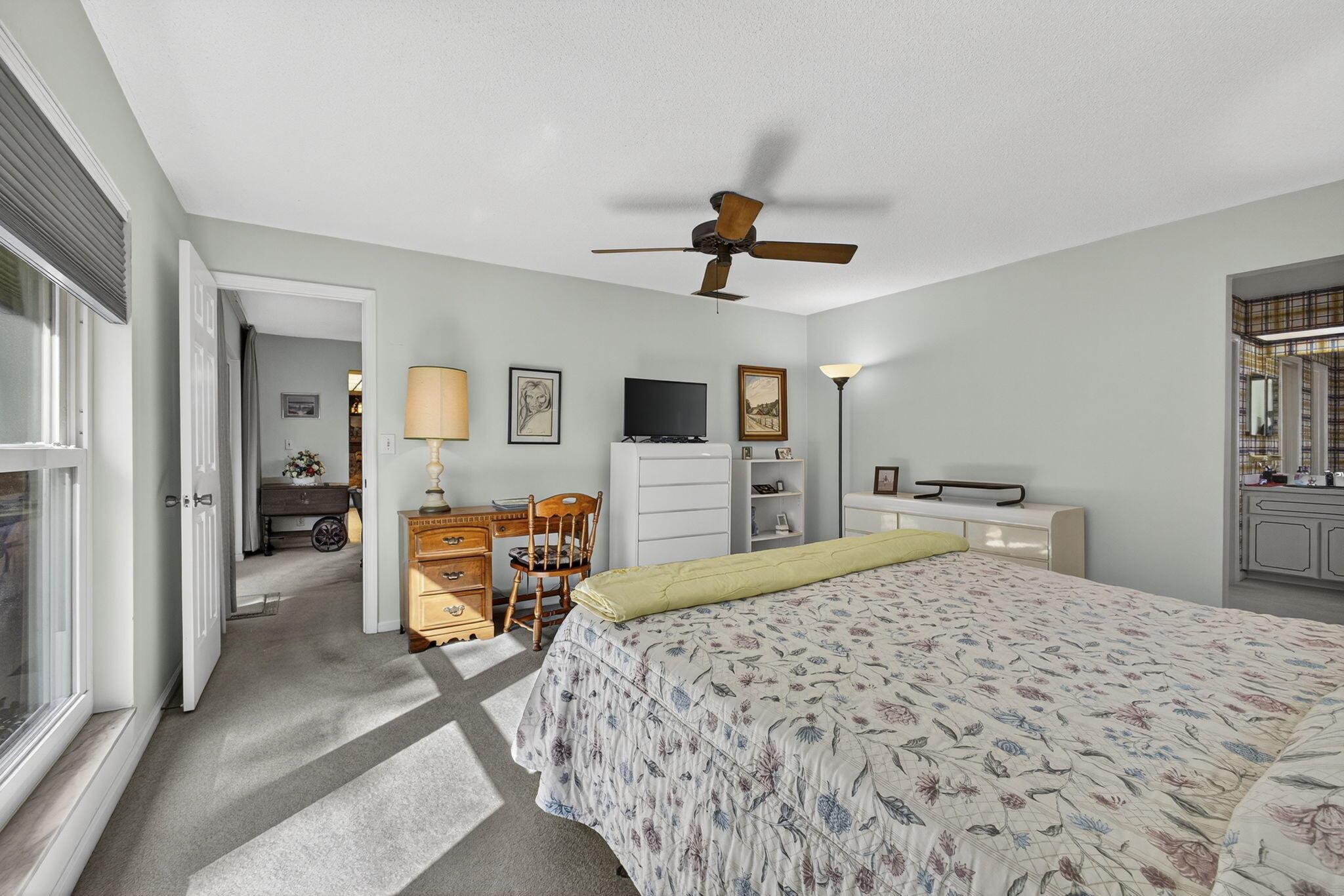 FLORIDA GARDENS 5 - Residential