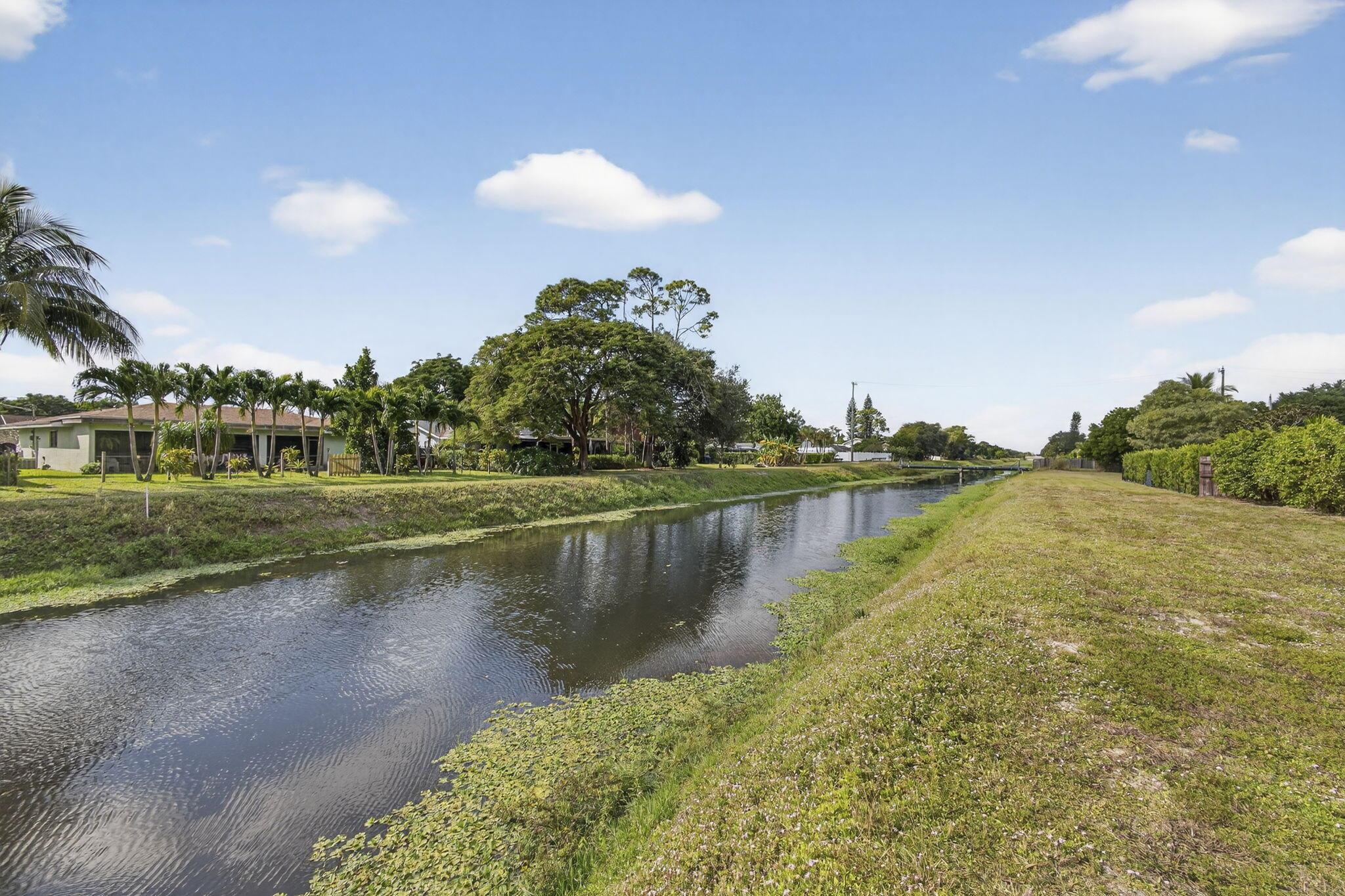 FLORIDA GARDENS 5 - Residential