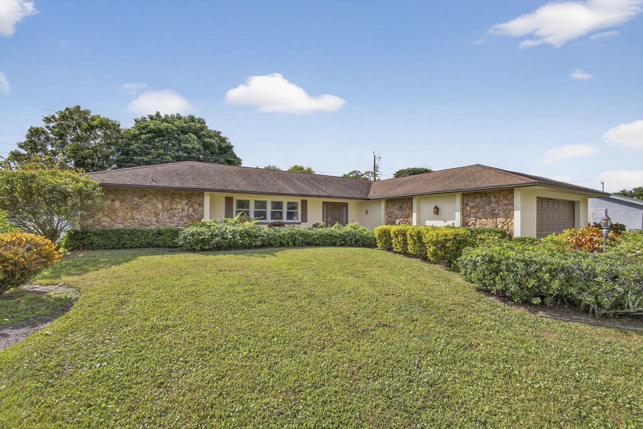 FLORIDA GARDENS 5 - Residential