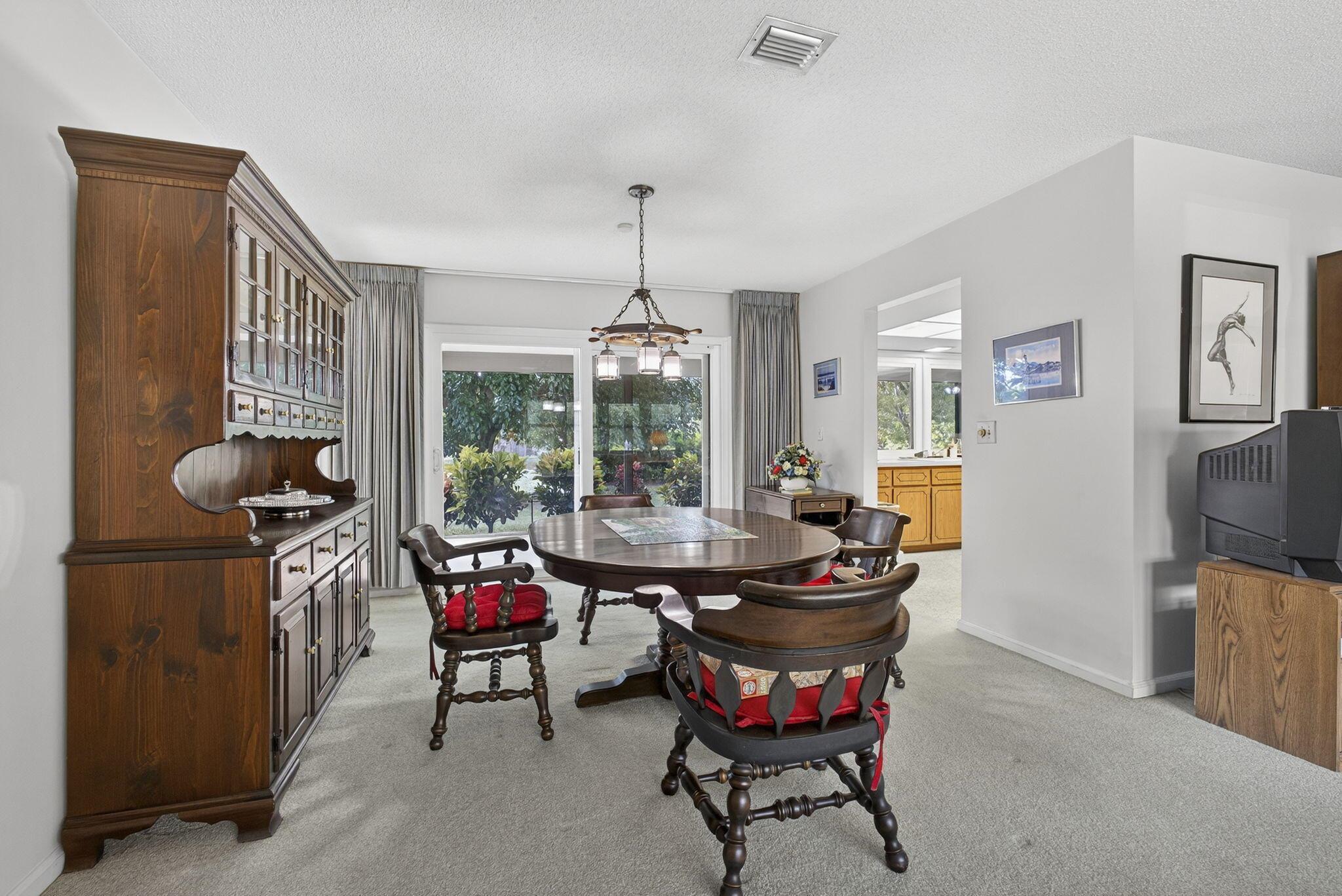 FLORIDA GARDENS 5 - Residential