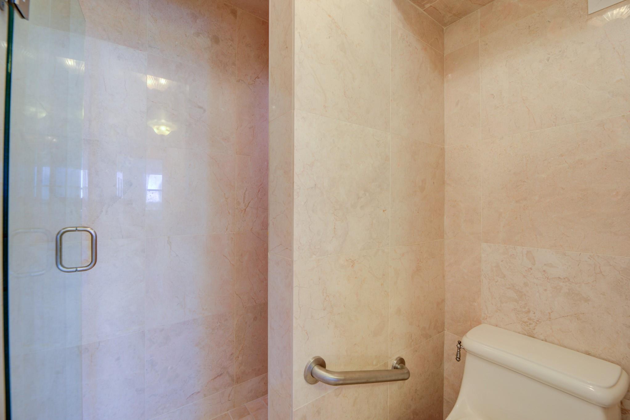 JAMAICA HOUSE CONDOMINIUM - Residential