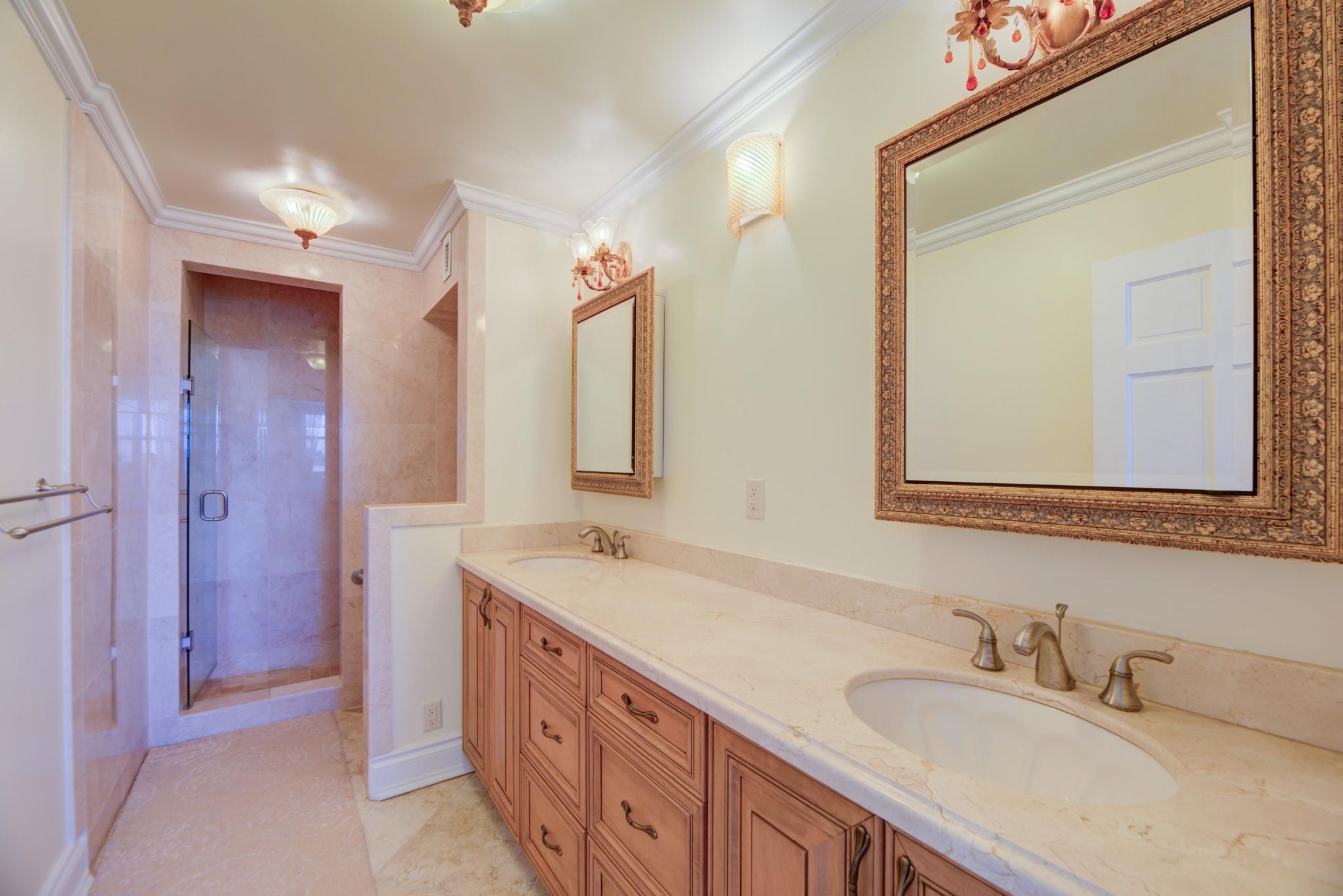 JAMAICA HOUSE CONDOMINIUM - Residential