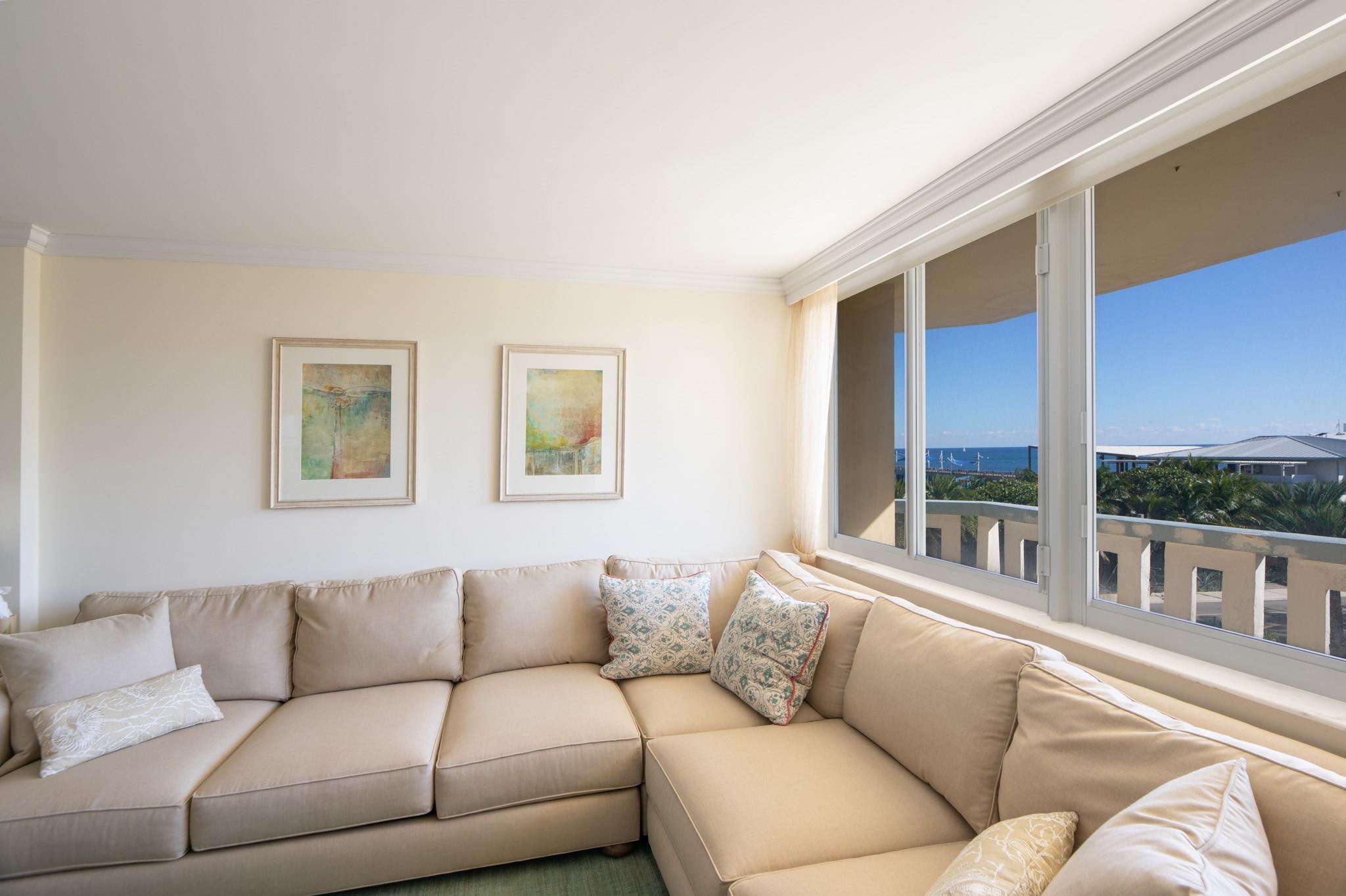 JAMAICA HOUSE CONDOMINIUM - Residential