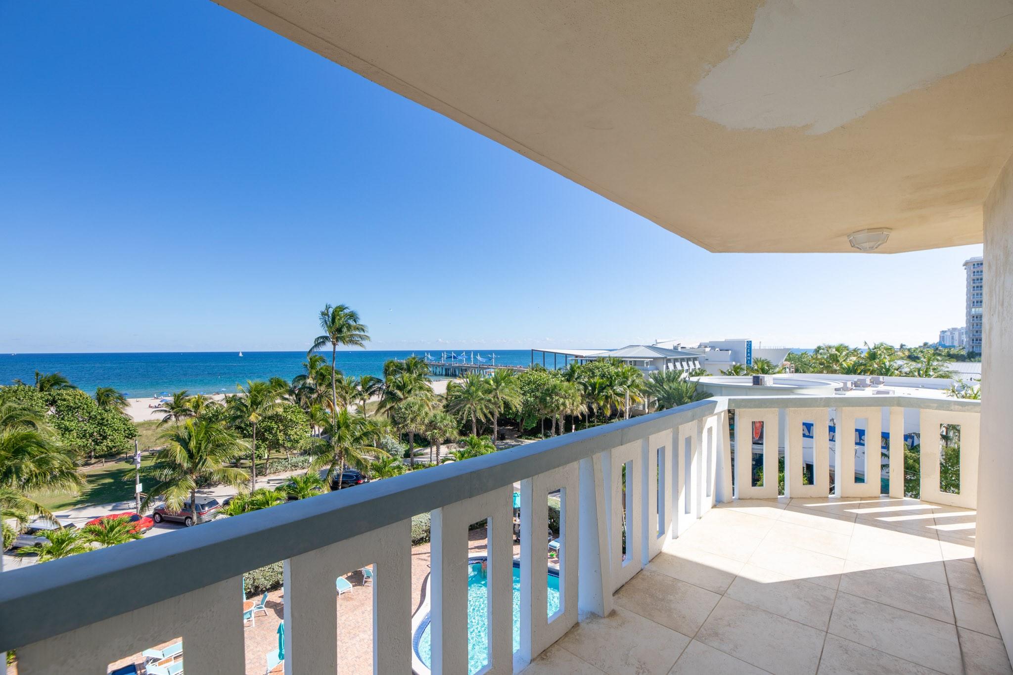 JAMAICA HOUSE CONDOMINIUM - Residential