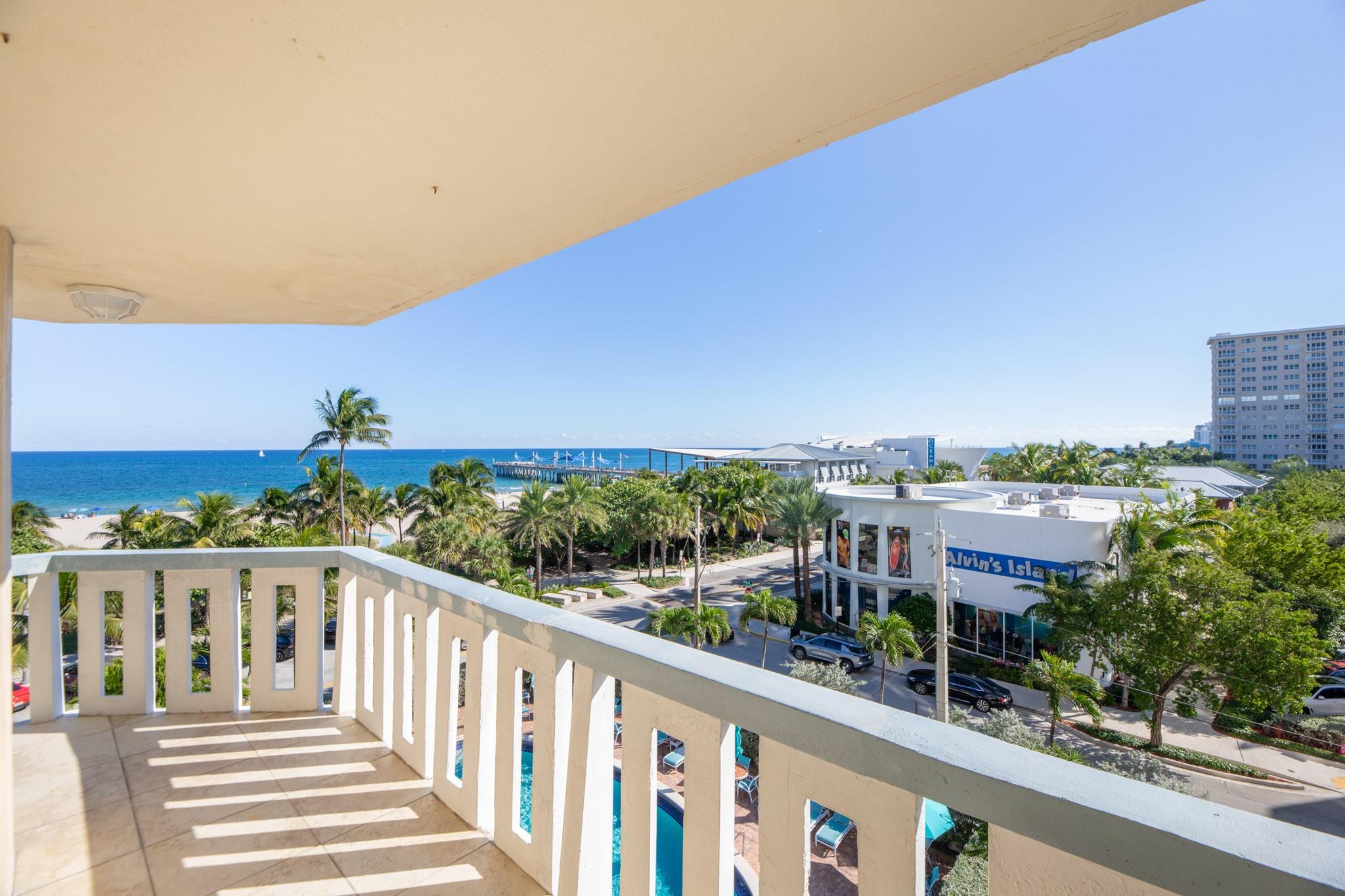 JAMAICA HOUSE CONDOMINIUM - Residential