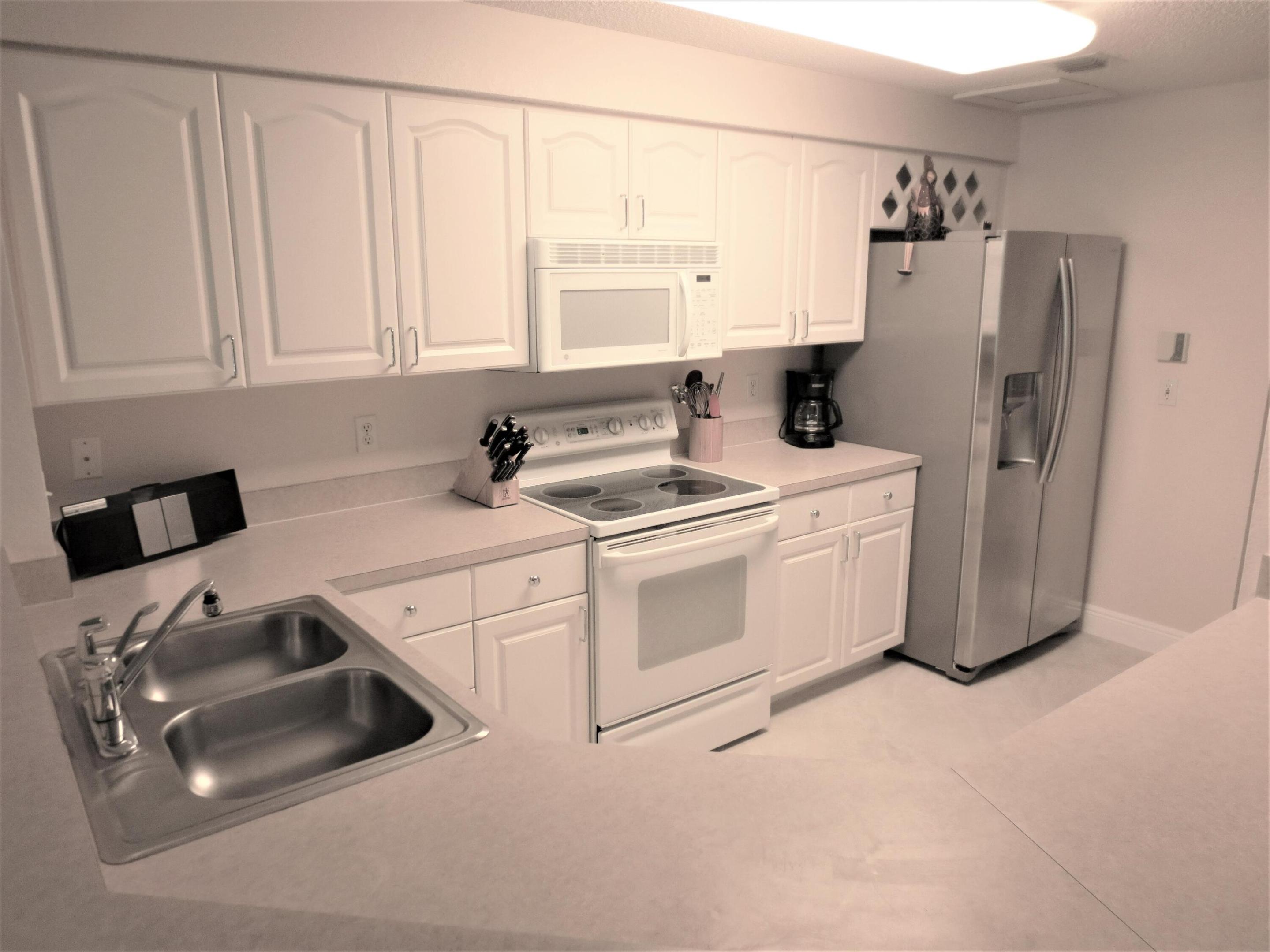 OCEAN WALK VILLAS CONDO - Residential Lease