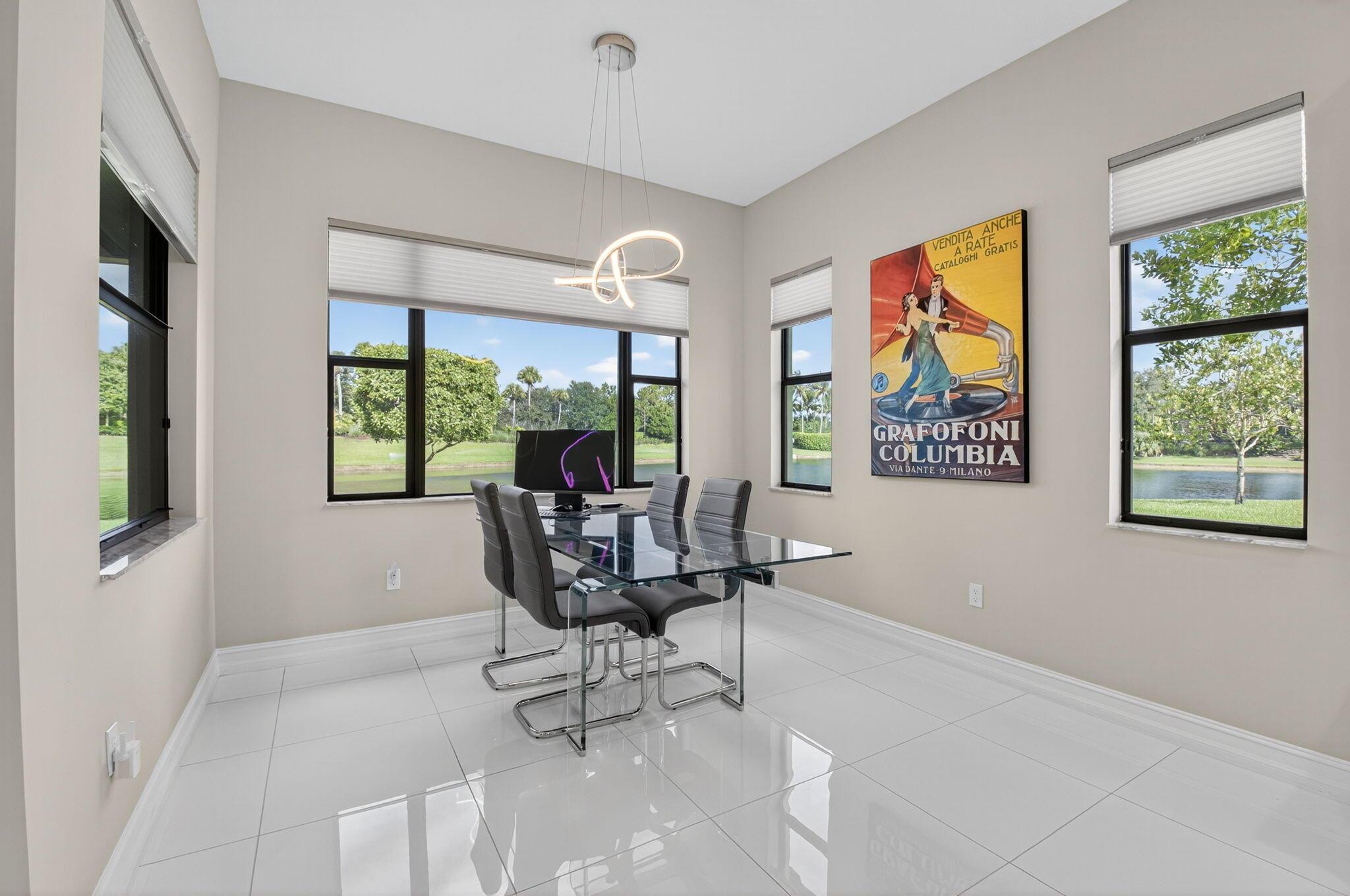 8275 Grand Prix Lane