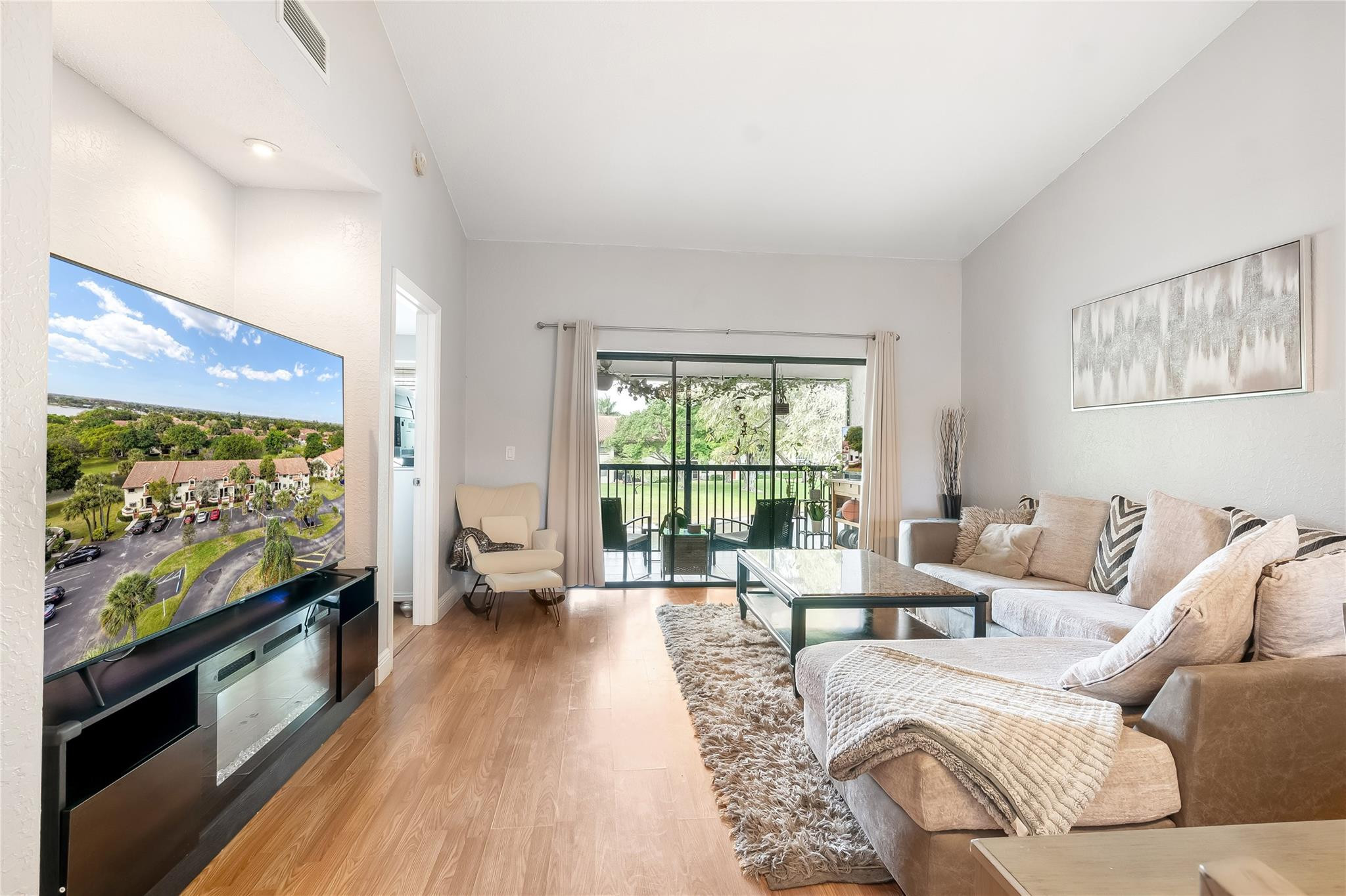 Independence Bay - Residential