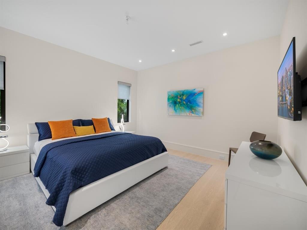 Pennock Point - Residential