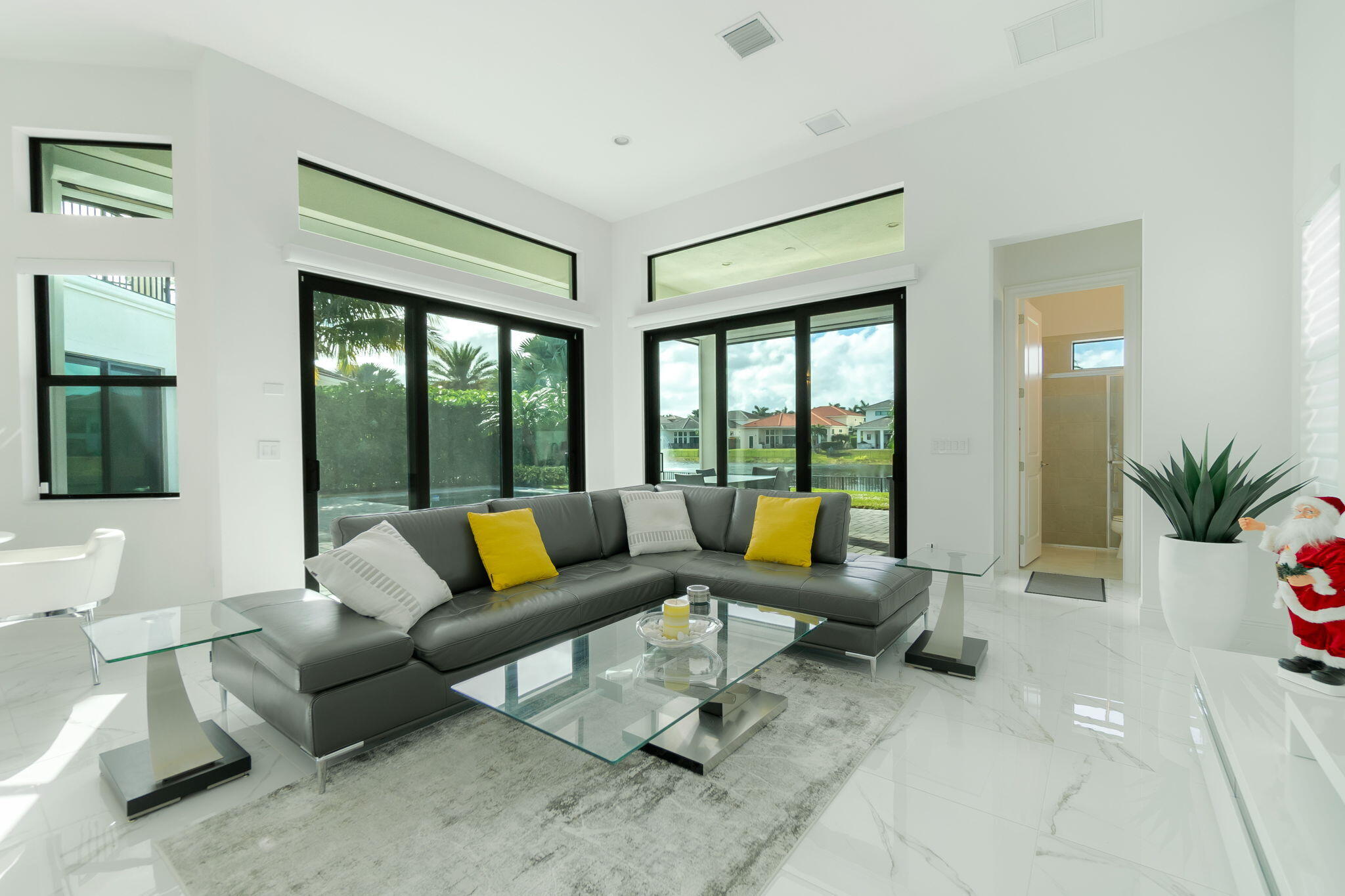 ROYAL PALM POLO PLAT - Residential Lease