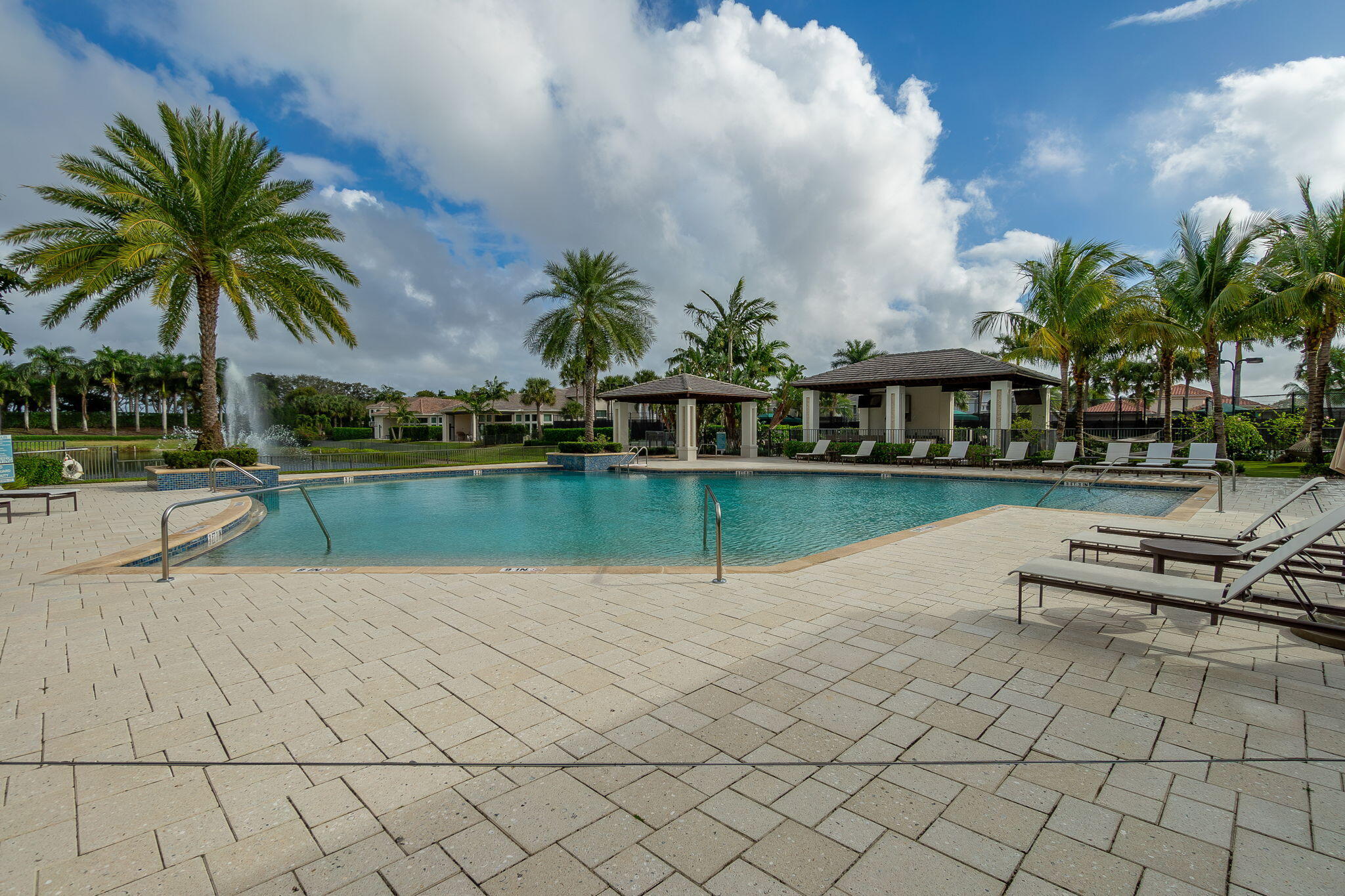 ROYAL PALM POLO PLAT - Residential Lease