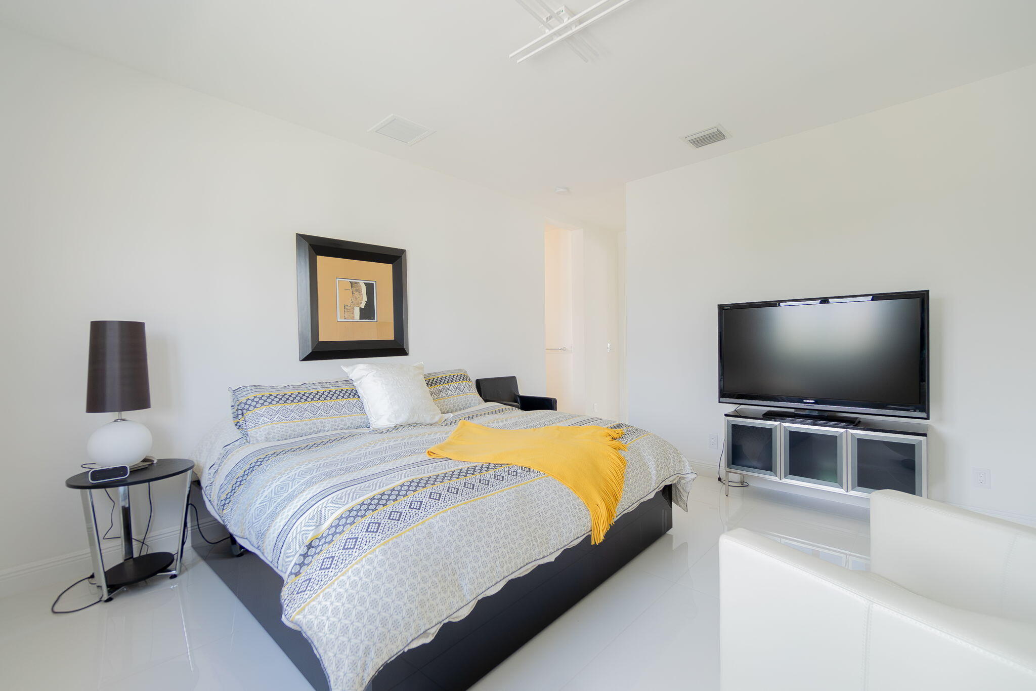 ROYAL PALM POLO PLAT - Residential Lease