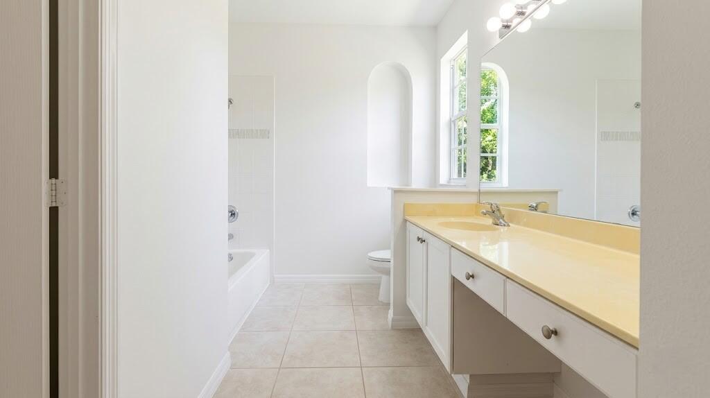 Tradition Heritage Oaks - Residential Lease