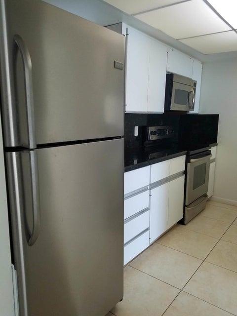 Charming 2/2 waterfront condo in North Palm Beach. First floor unit offering fantastic water views/tons of natural light, Updated kitchen and bath , tile floors , (2) full bathrooms, W/D inside unit! FIRST & SECURITY with Approved Credit & Background!*Water included