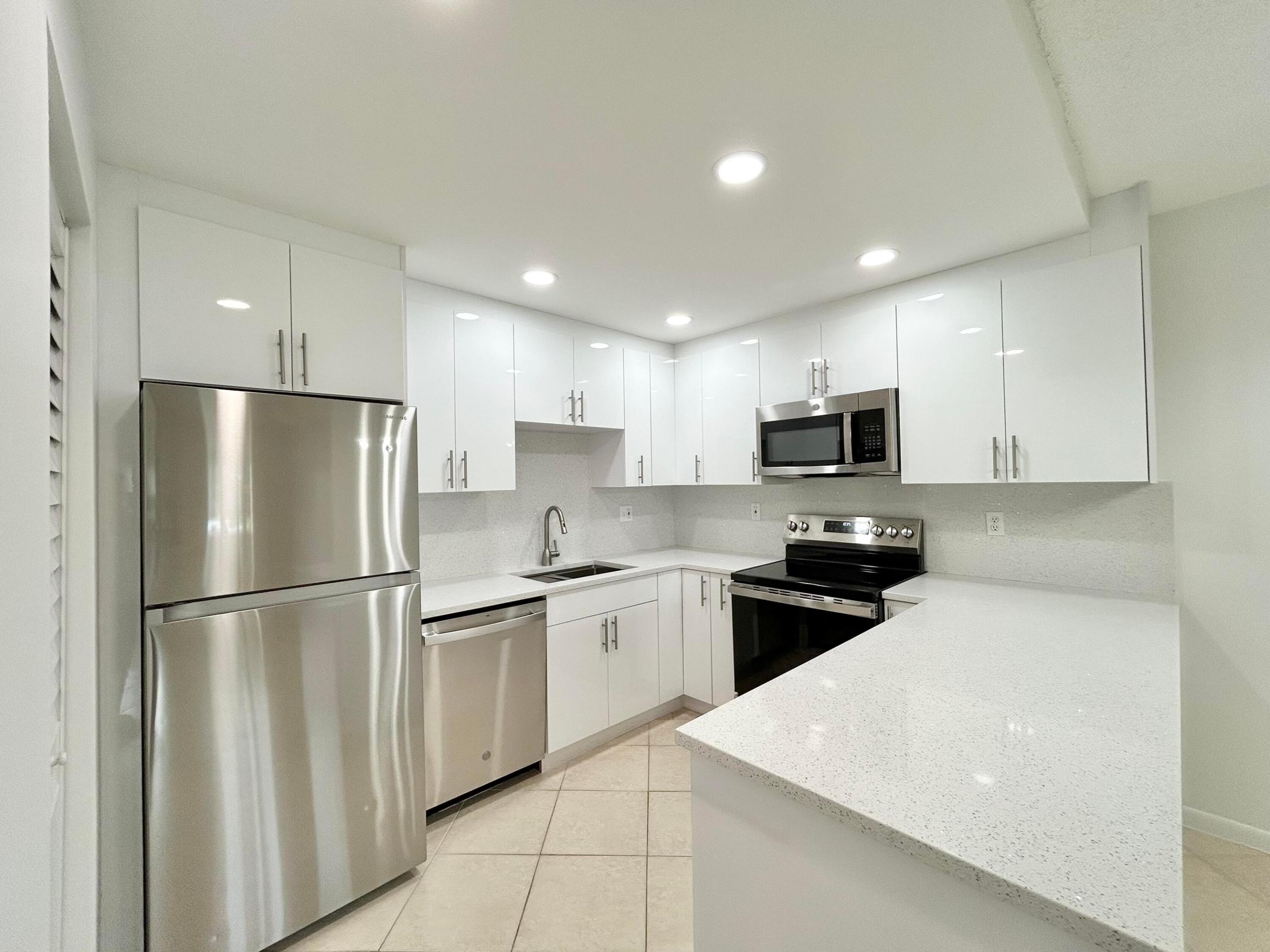 418 Pine Glen Lane C-1
