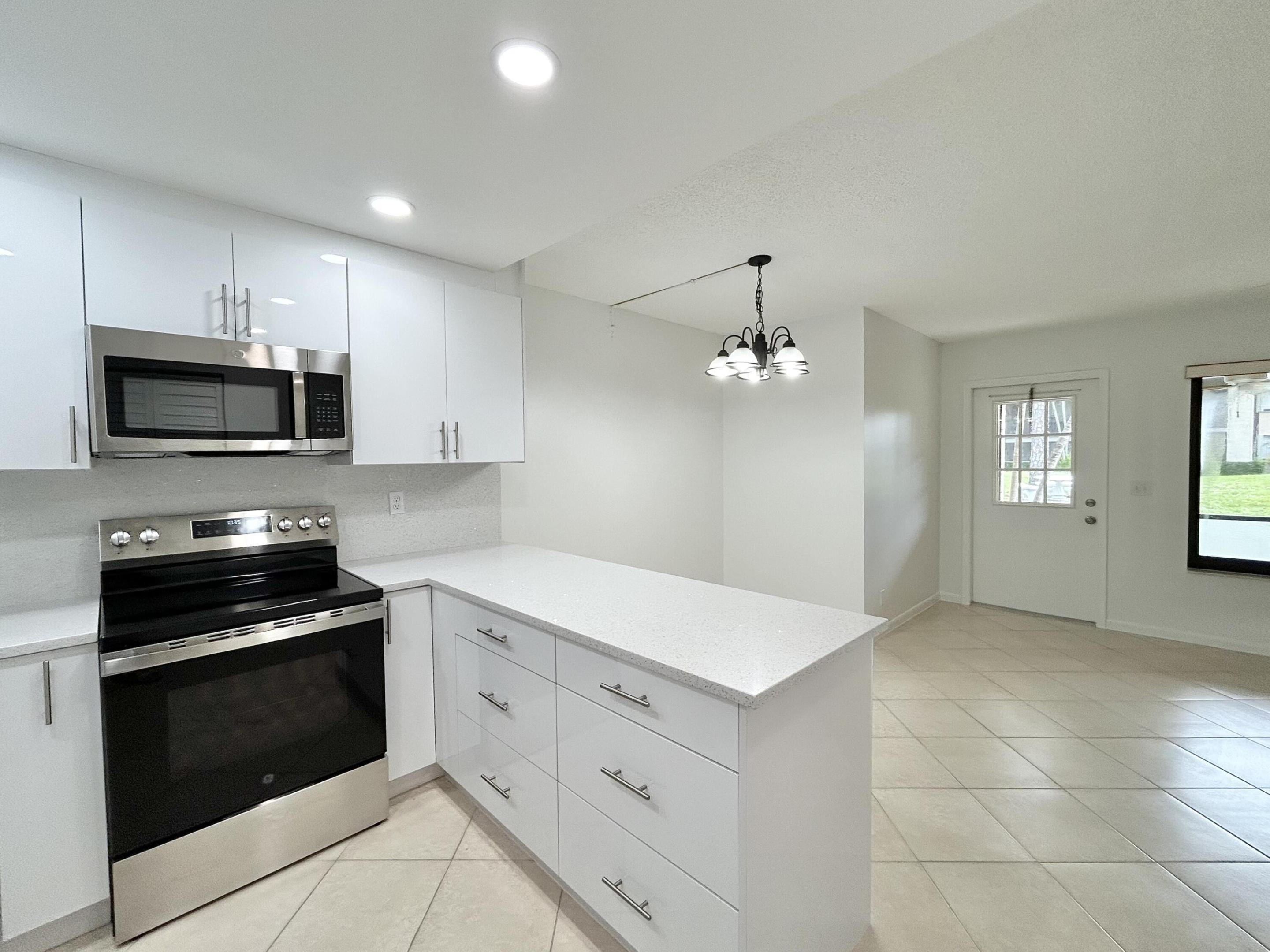 418 Pine Glen Lane C-1