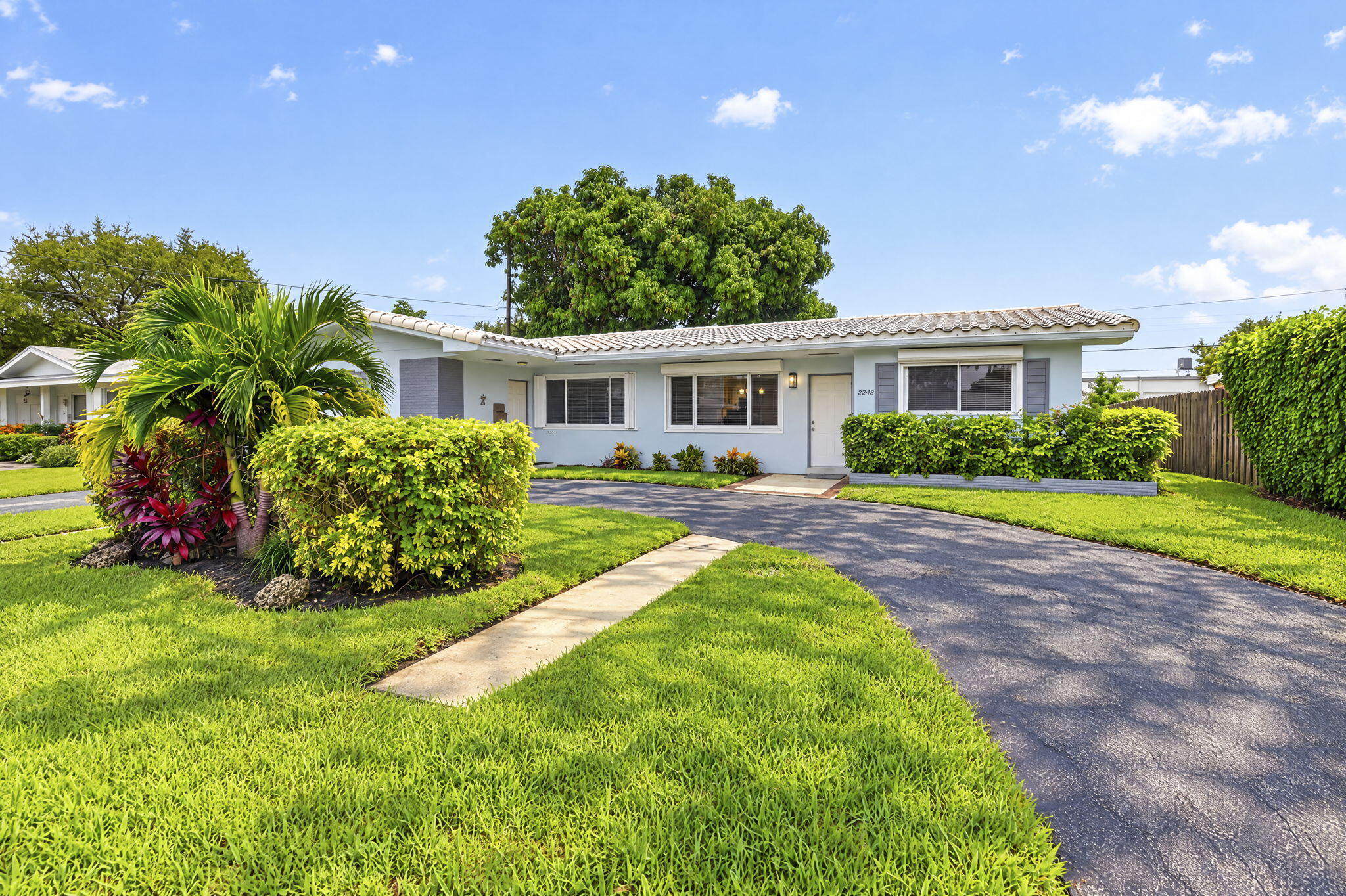 2248 NE 37th Street