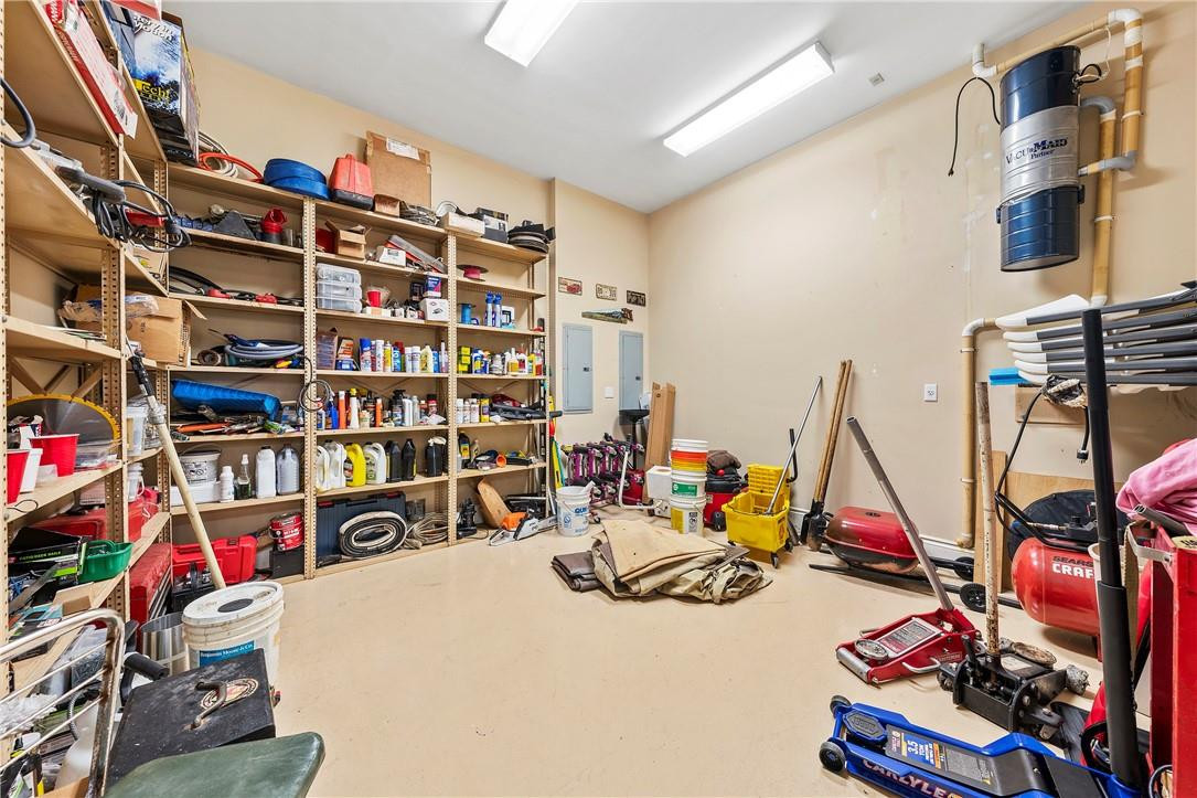 HICKS ESTATES 170-129 B - Residential