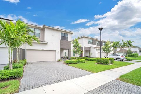 A home in Lake Worth