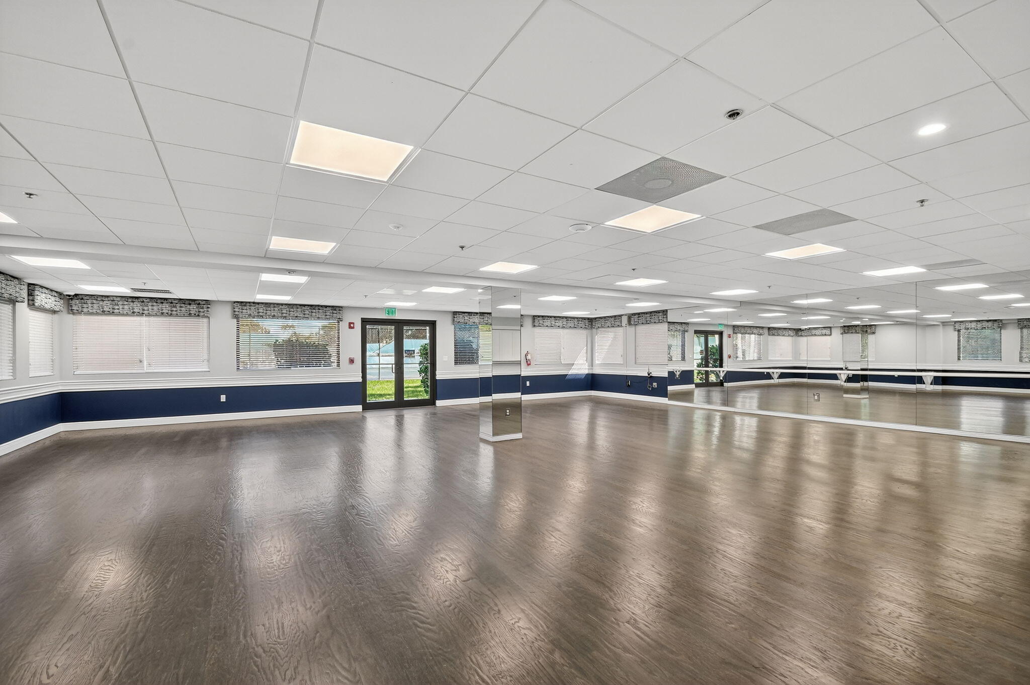 HUNTINGTON LAKES SEC TWO CONDOS - Residential