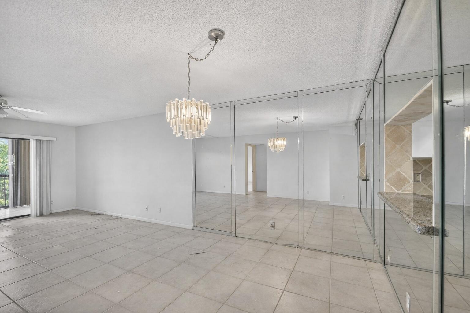 HUNTINGTON LAKES SEC TWO CONDOS - Residential