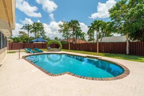 Tiny photo for 14608 Paddock Drive, Wellington, FL 33414 (MLS # B26035220)