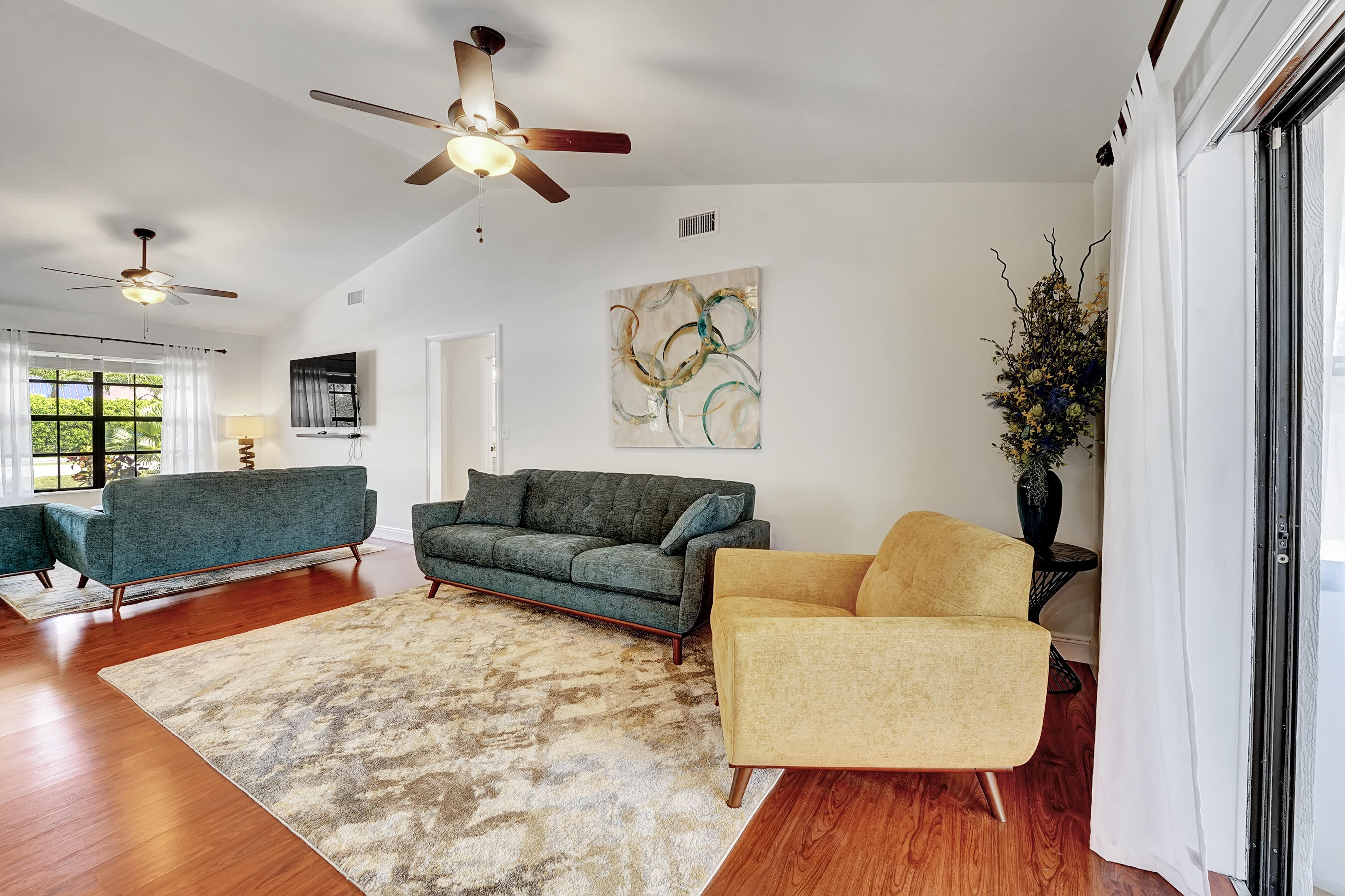 SUGAR POND MANOR OF WELLINGTON - Residential