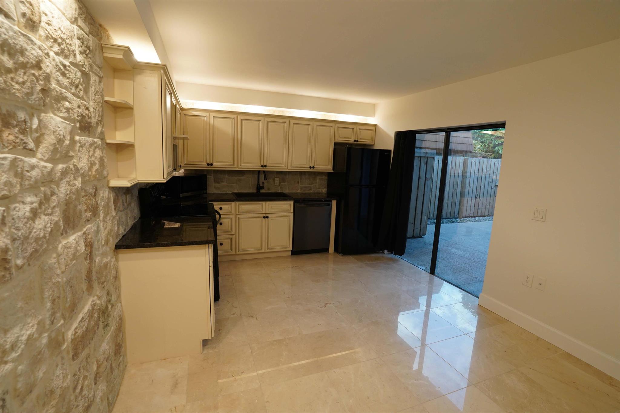 Garden Lakes - Residential