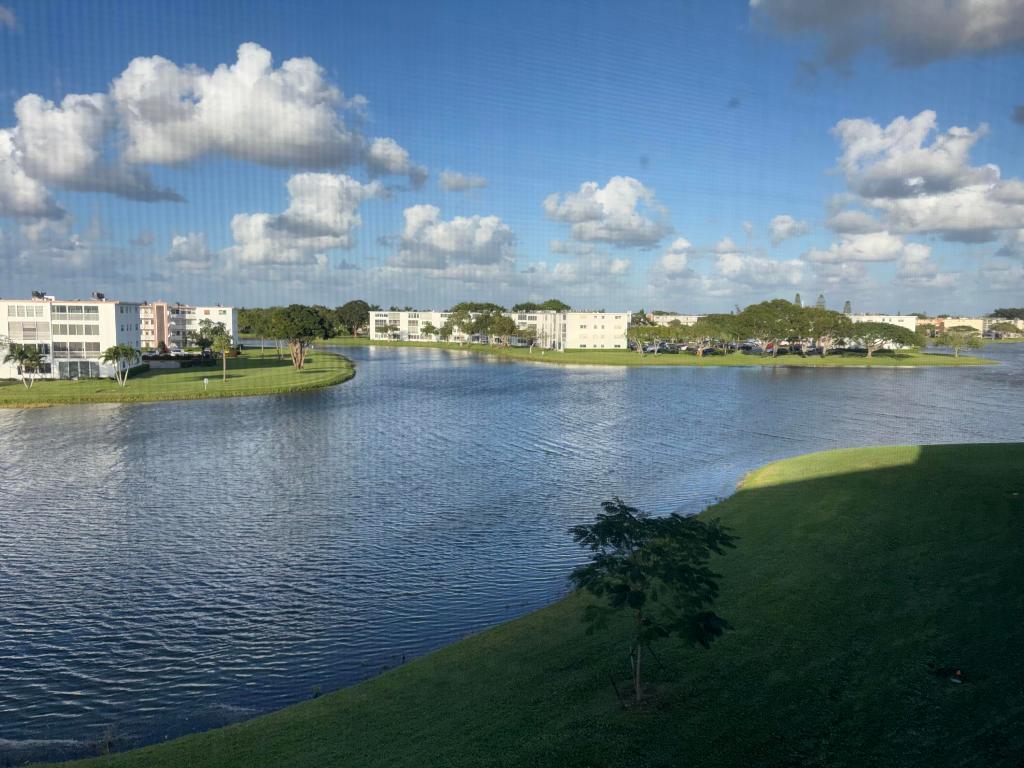 CENTURY VILLAGE - Residential Lease