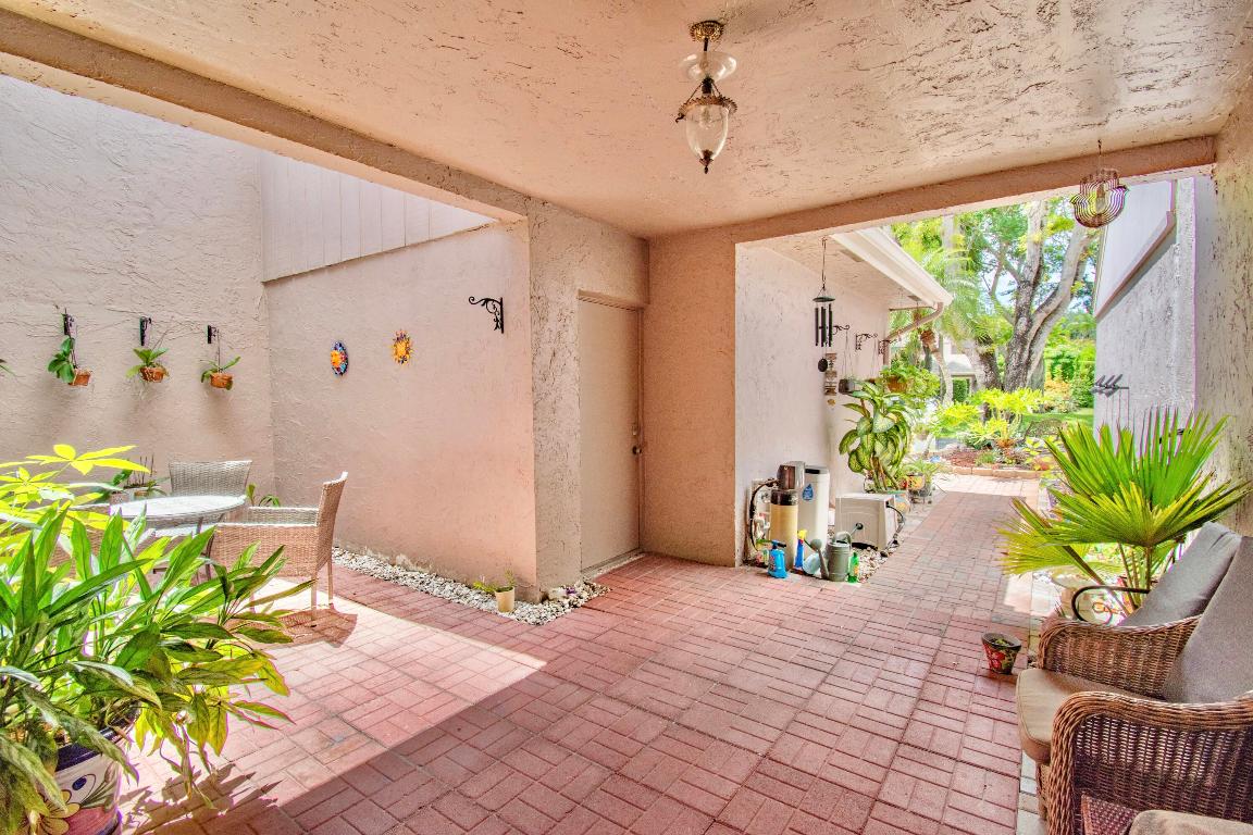 6640 Thornhill Court # 6