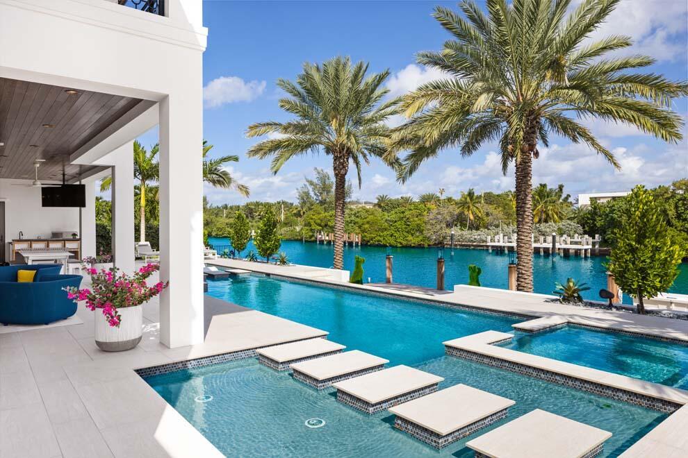 POINT MANALAPAN 1 - Residential