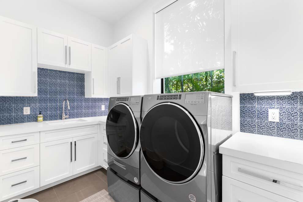 POINT MANALAPAN 1 - Residential