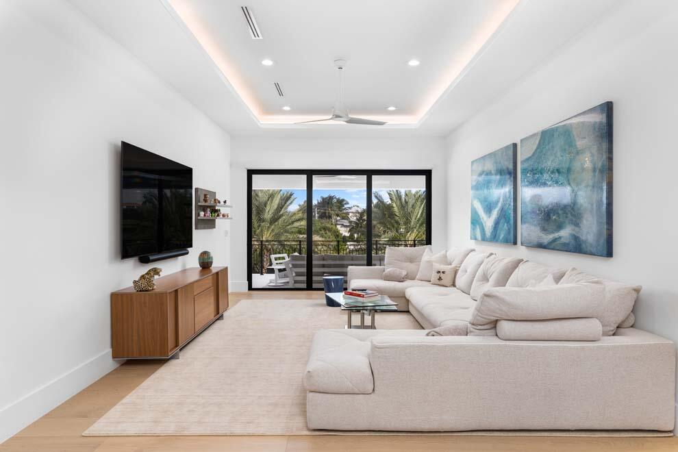 POINT MANALAPAN 1 - Residential