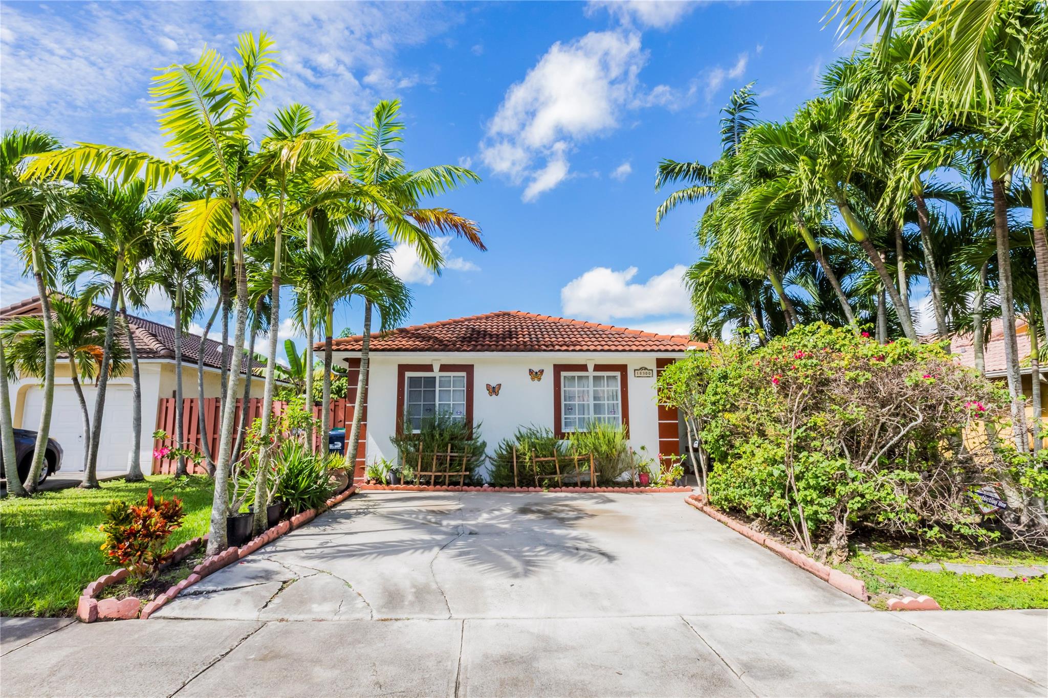 Welcome to this lovely 4 bedrooms and 2 Bathrooms. The property has been well maintained by the first and only owners and remain in its original and great condition, offering a great opportunity for those looking to add their personal touch, new appliances!!!
This home features a bright functional layout, perfect for family living and entertaining. Step outside to a backyard filled with a variety of fruit trees and screen in terrace and plenty of space with a storage room, ideal for gardening, relaxing or hosting gatherings
Located in a quiet, family friendly community known for its great schools and peaceful atmosphere. A wonderful opportunity that you dont want to miss out!